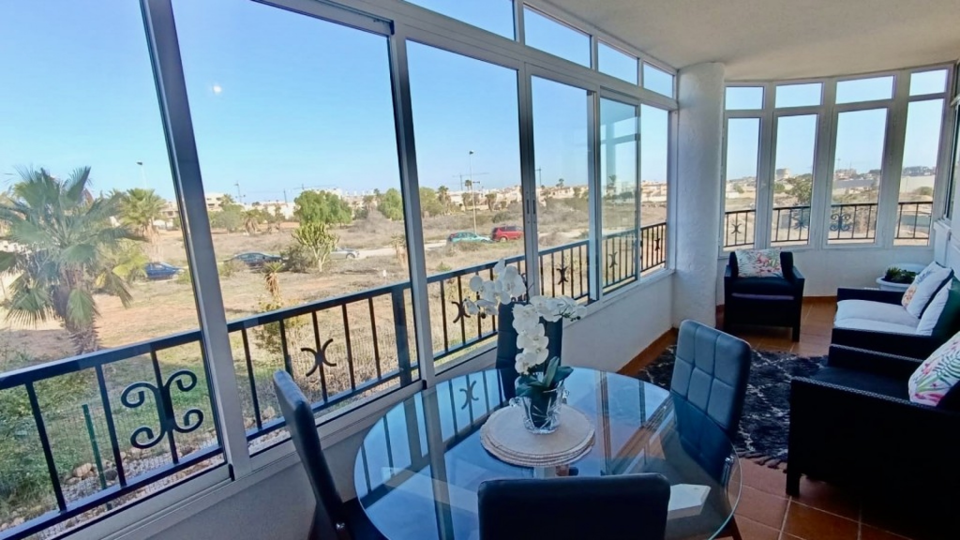 Resale - Apartment - Playa Flamenca - la mirada