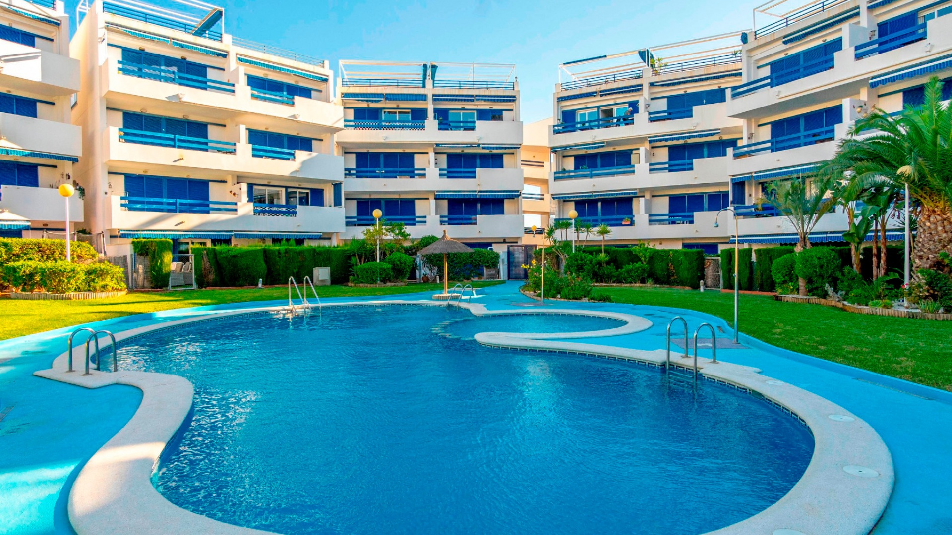 Resale - Apartment - Playa Flamenca - las terrazas