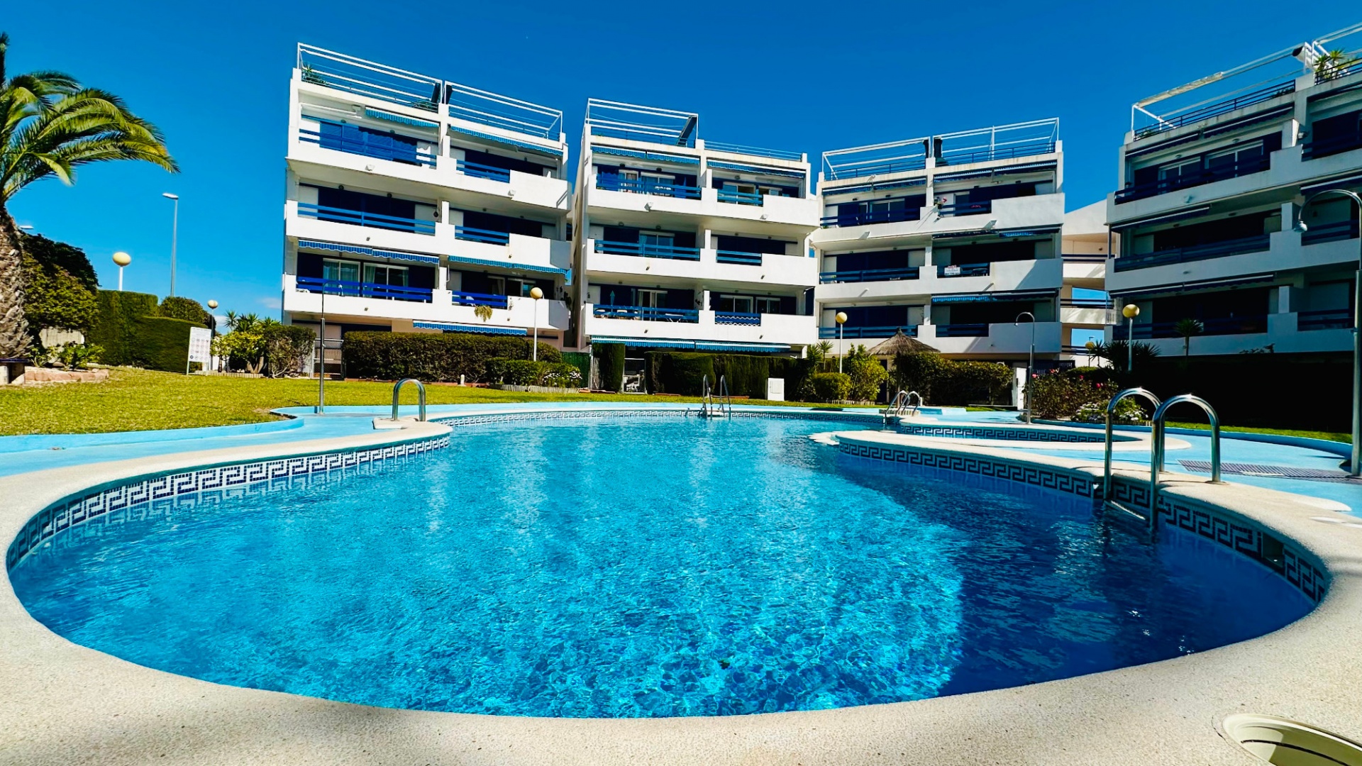 Resale - Apartment - Playa Flamenca - las terrazas