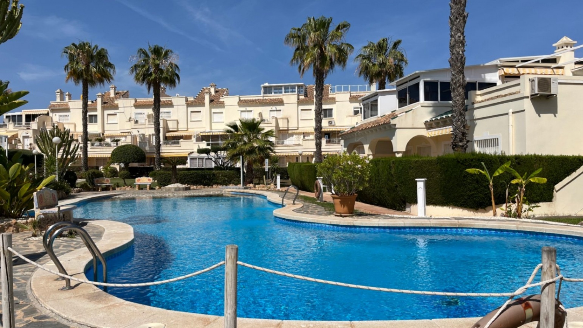 Resale - Apartment - Playa Flamenca - miraflores