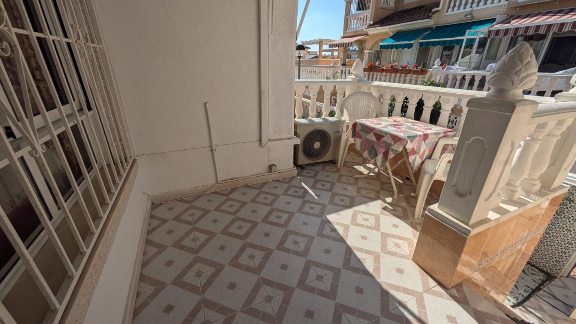 Resale - Apartment - Playa Flamenca - Res Laguna