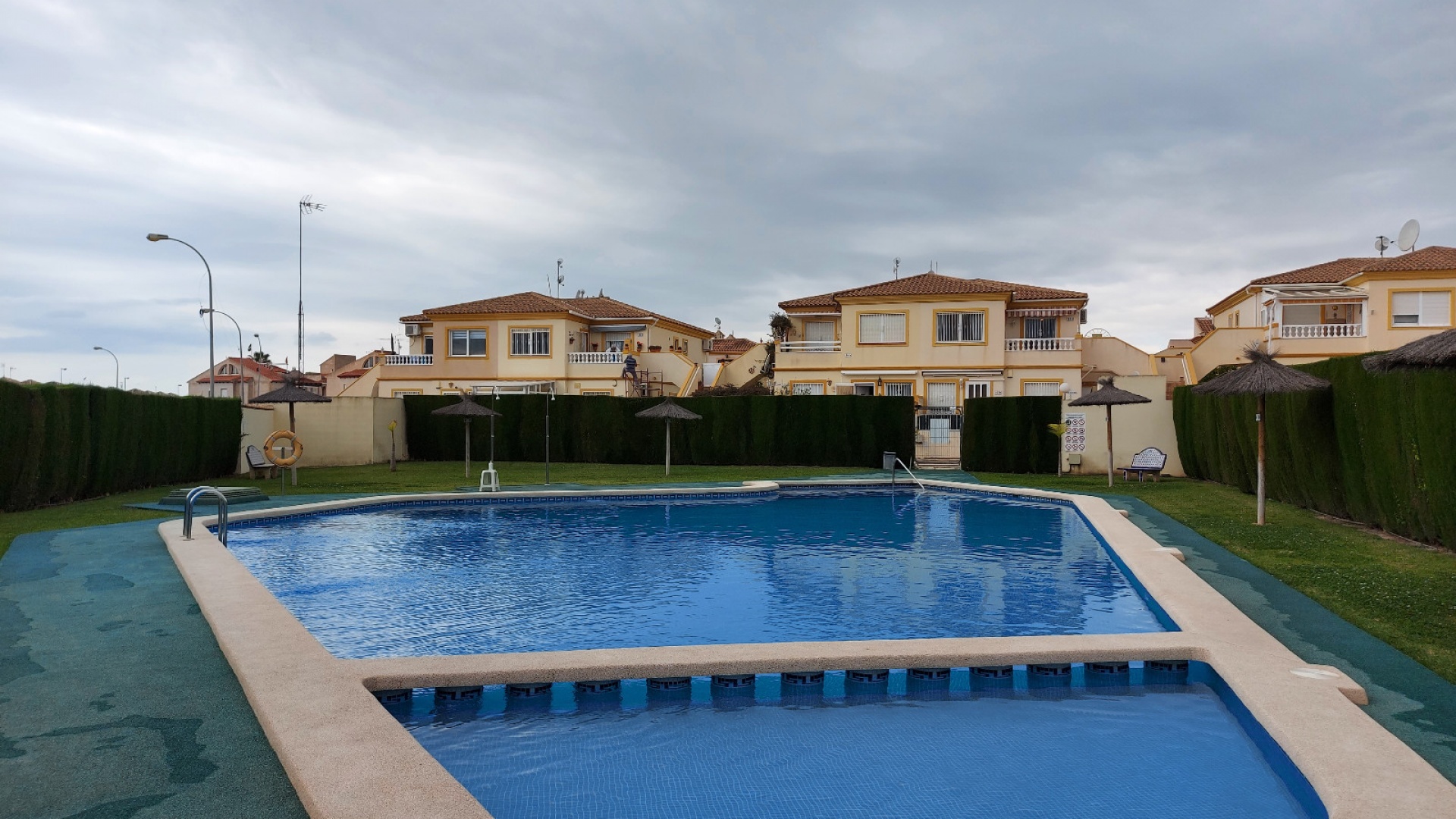 Resale - Apartment - Playa Flamenca - Res. Sol de Mar