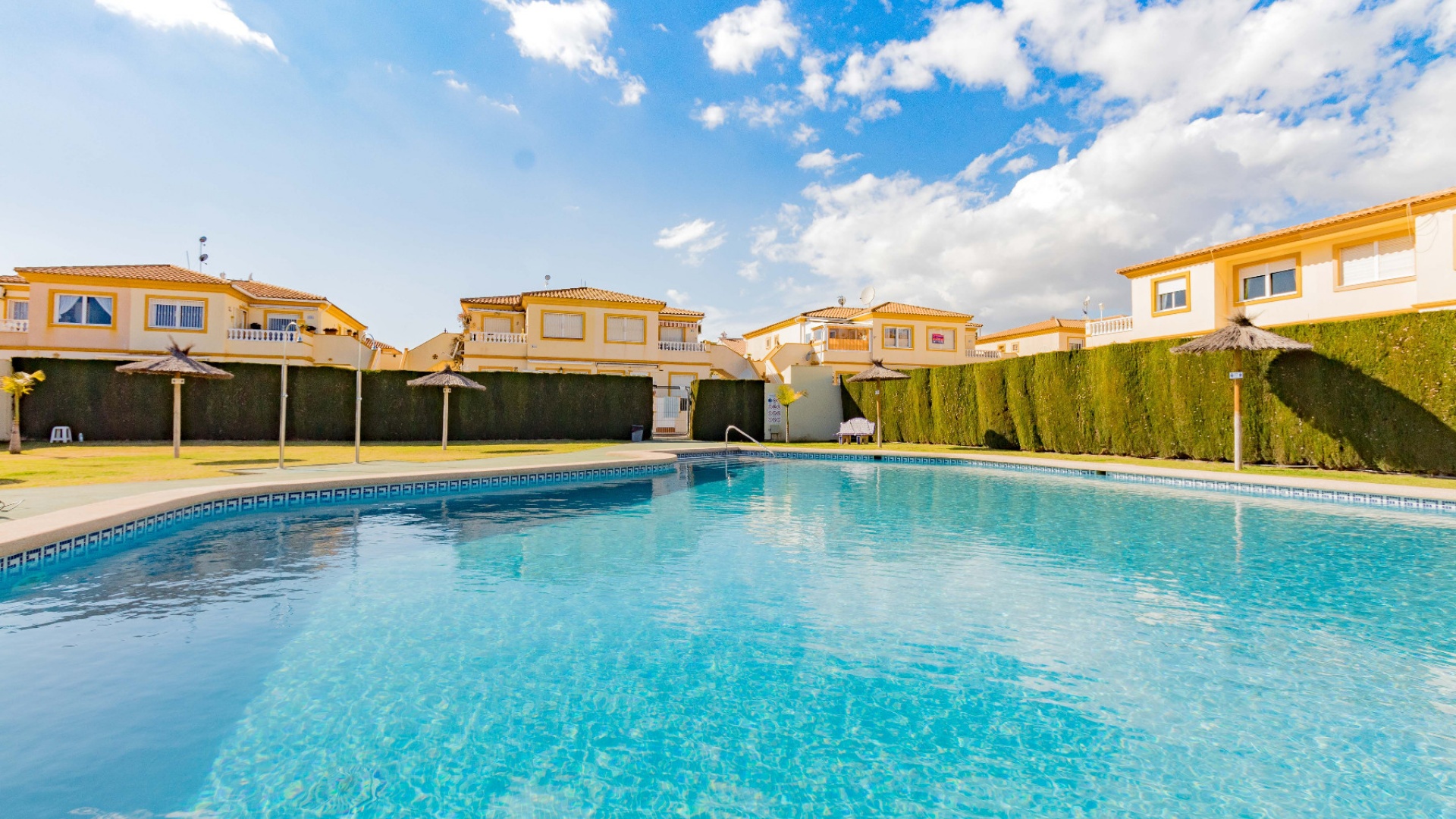 Resale - Apartment - Playa Flamenca - Res. Sol de Mar