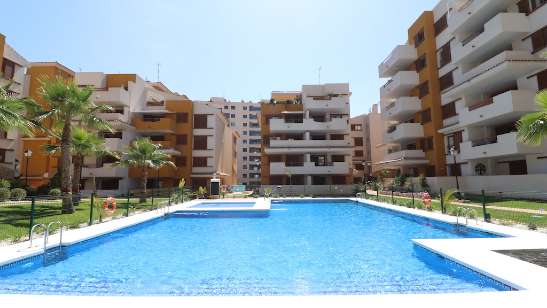 Resale - Apartment - Punta Prima - La Recoleta