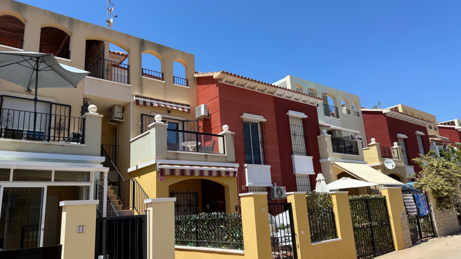 Resale - Apartment - Torrevieja - Aguas Nuevas