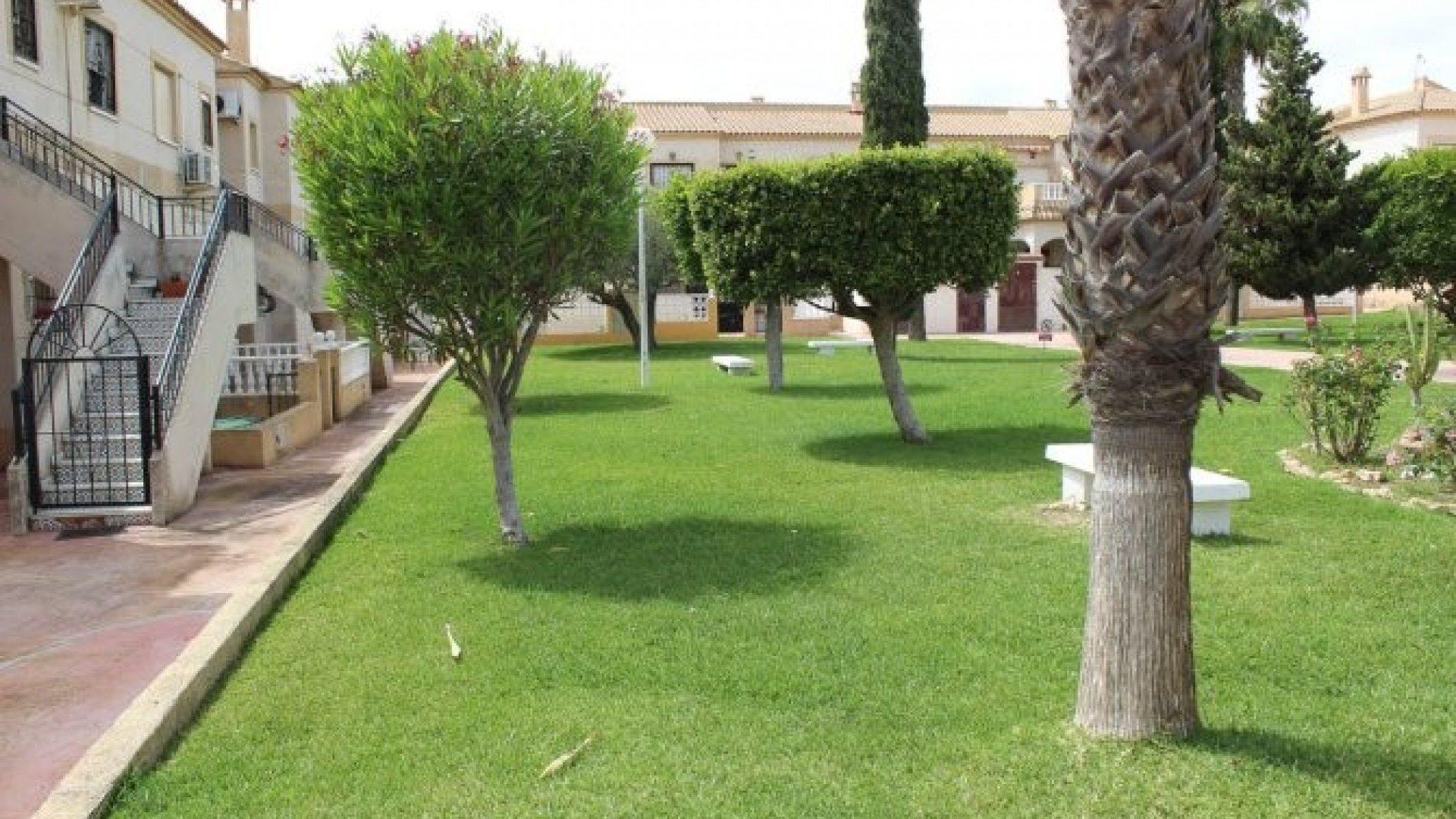 Resale - Apartment - Torrevieja - Aguas Nuevas