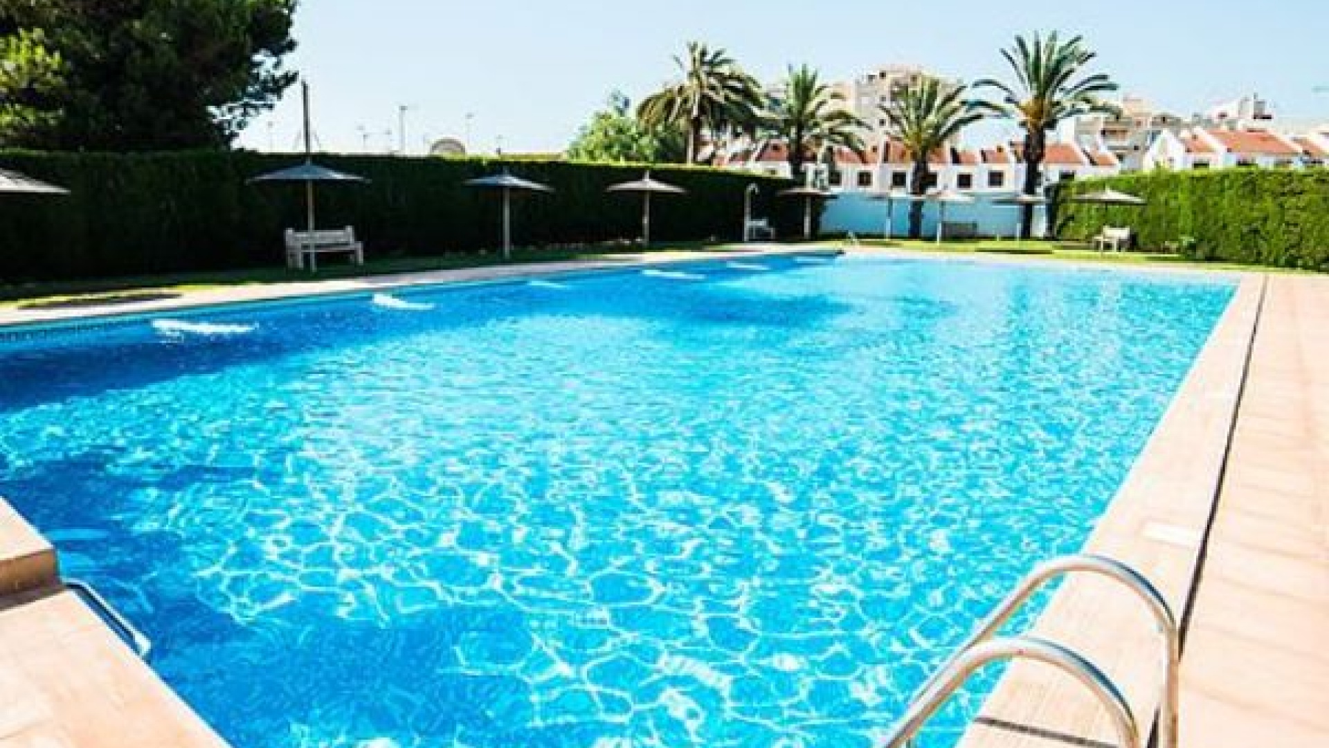 Resale - Apartment - Torrevieja - calas blancas