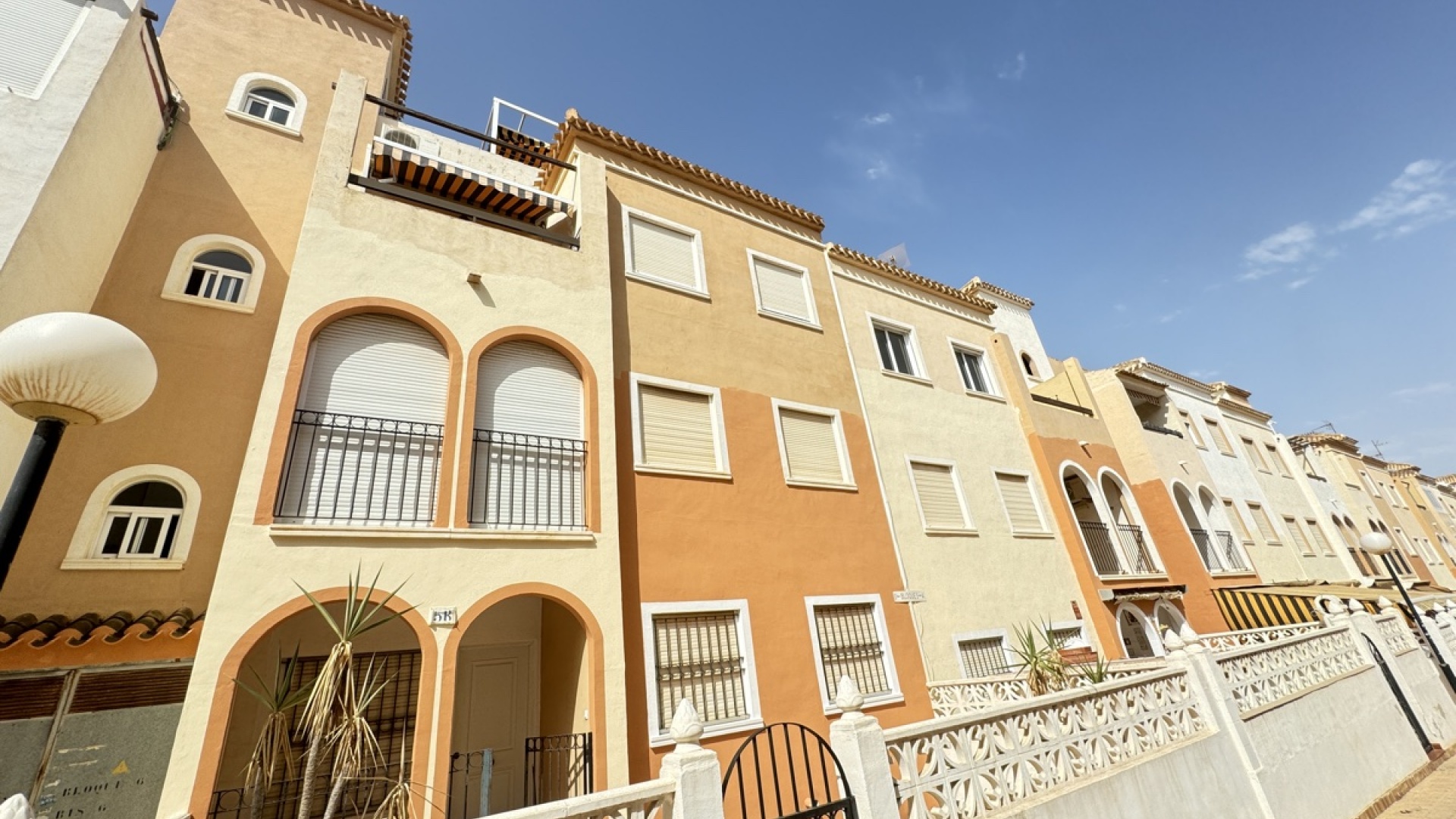 Resale - Apartment - Torrevieja - el paraiso