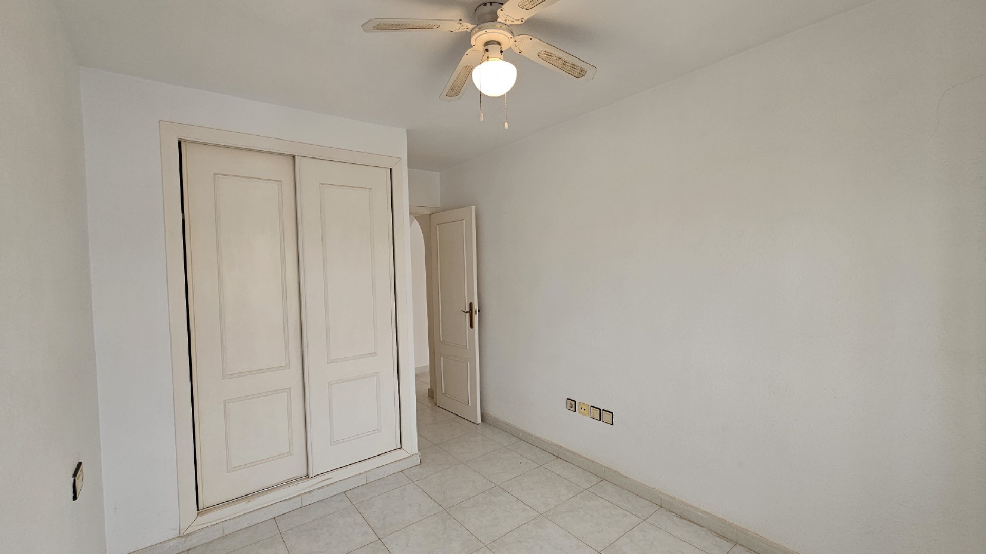 Resale - Apartment - Torrevieja - jardin del mar