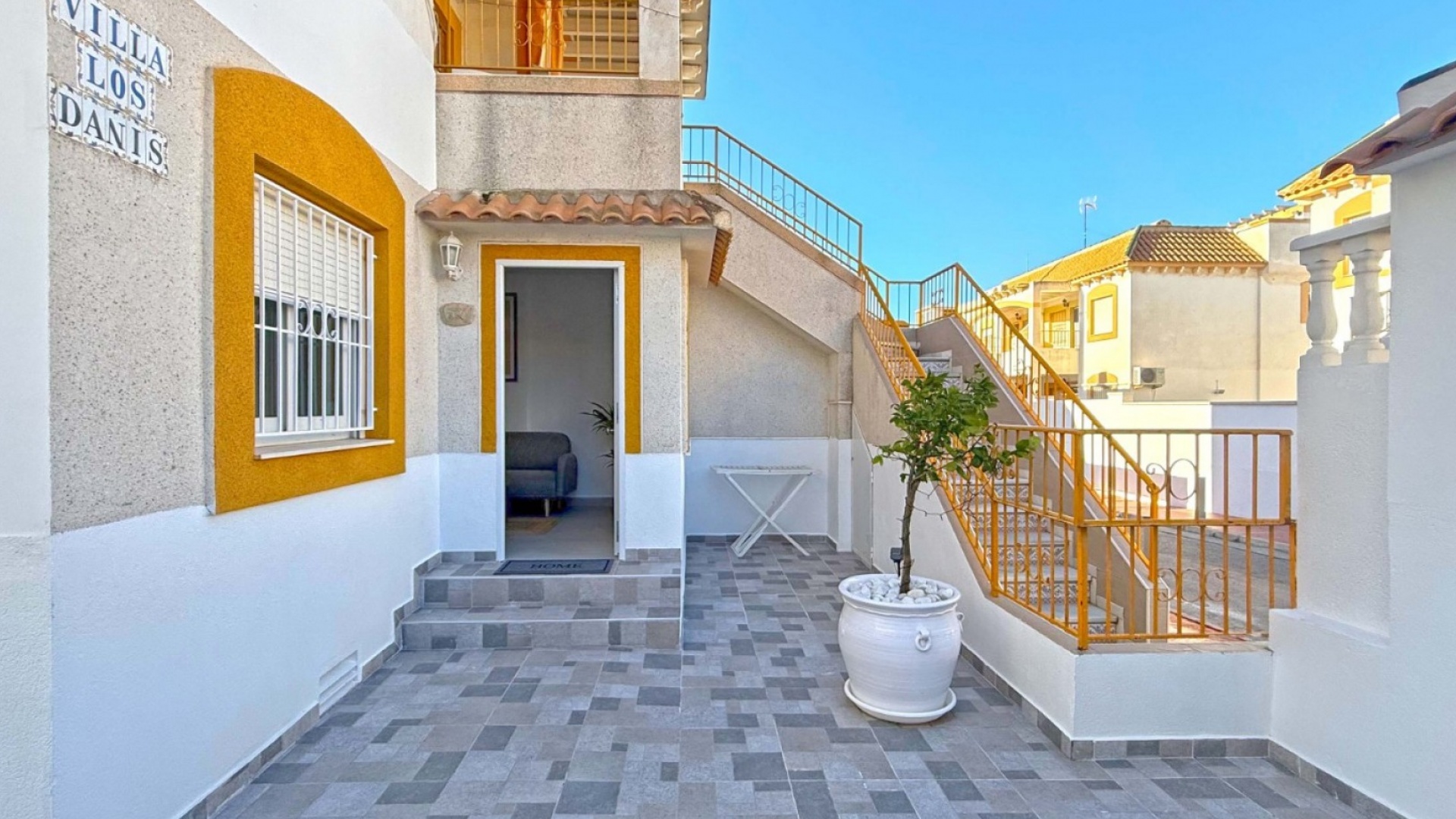 Resale - Apartment - Torrevieja - parque del naciones