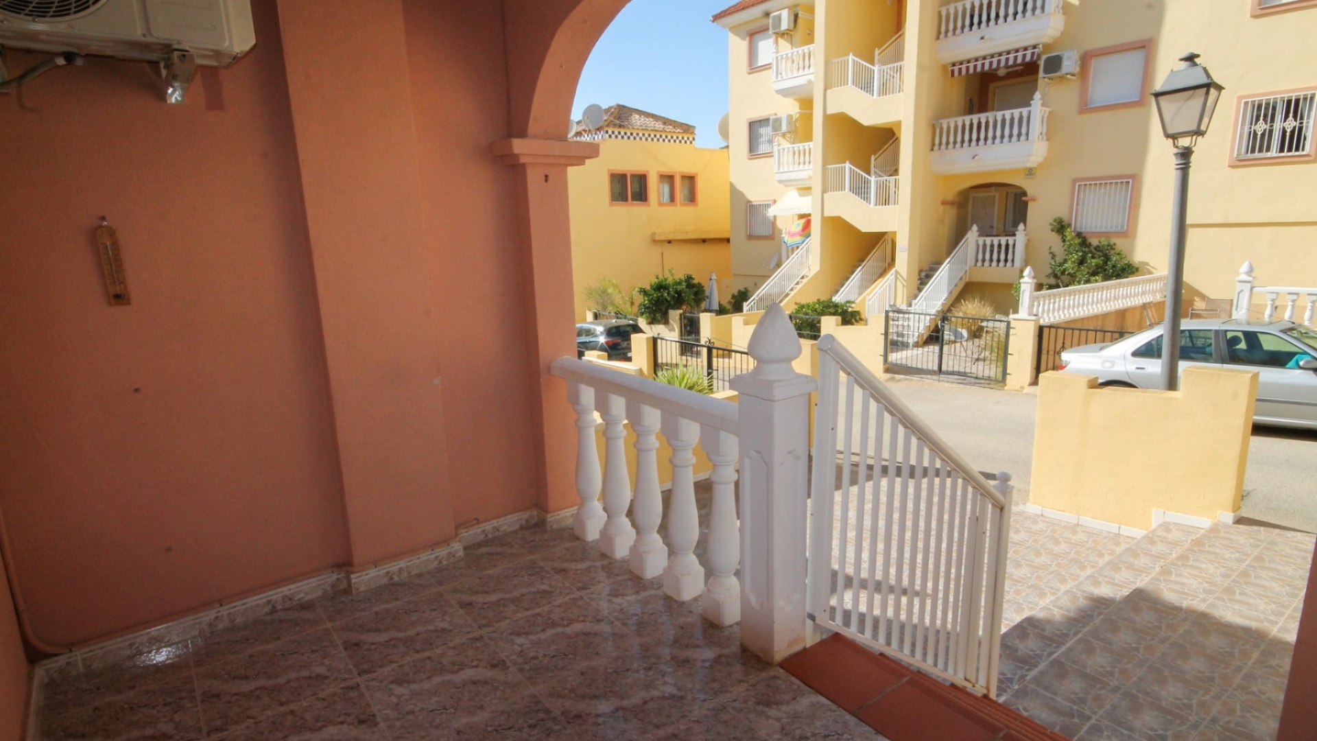 Resale - Apartment - Villamartin - bosque de las lomas