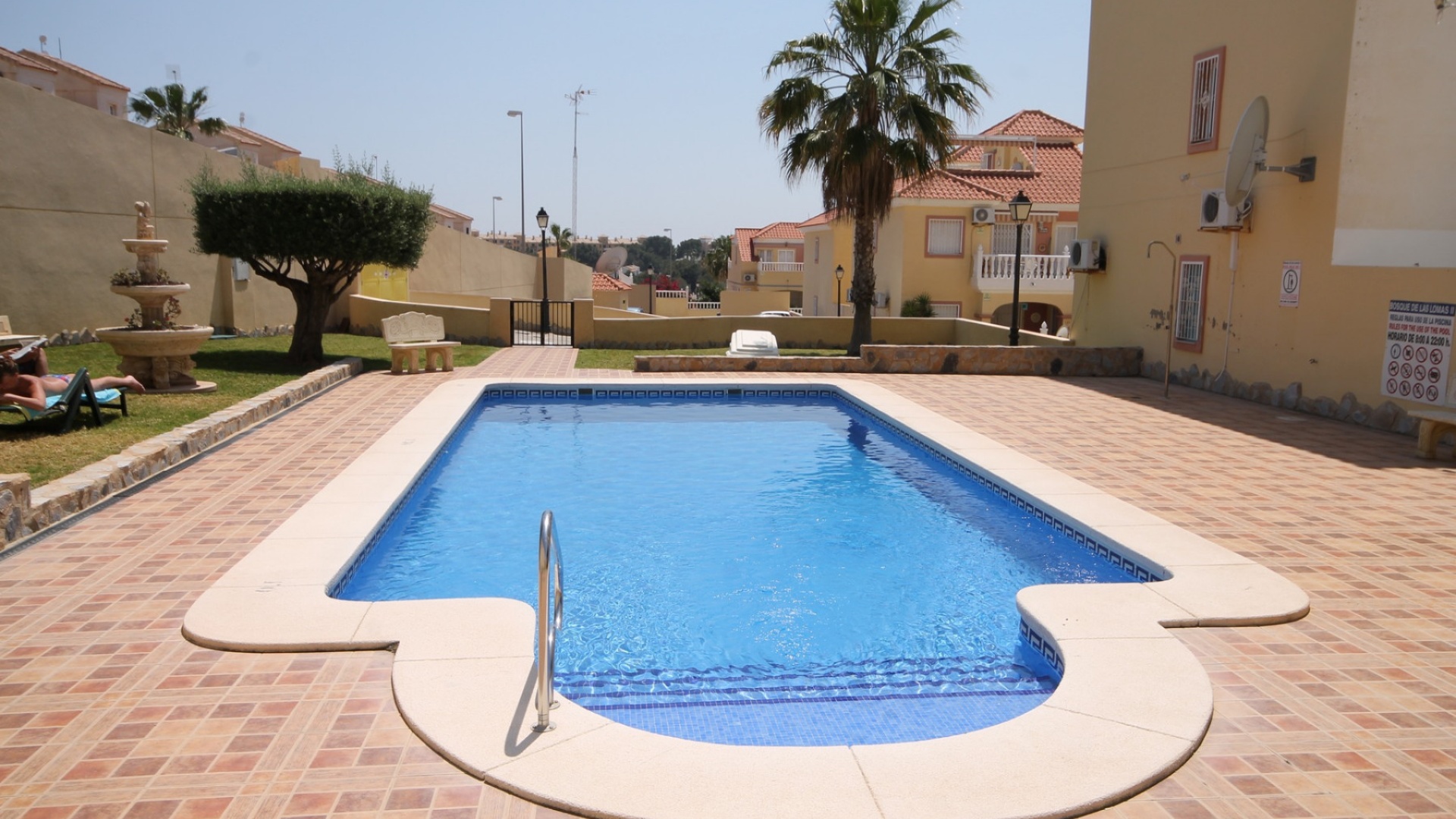 Resale - Apartment - Villamartin - bosque de las lomas