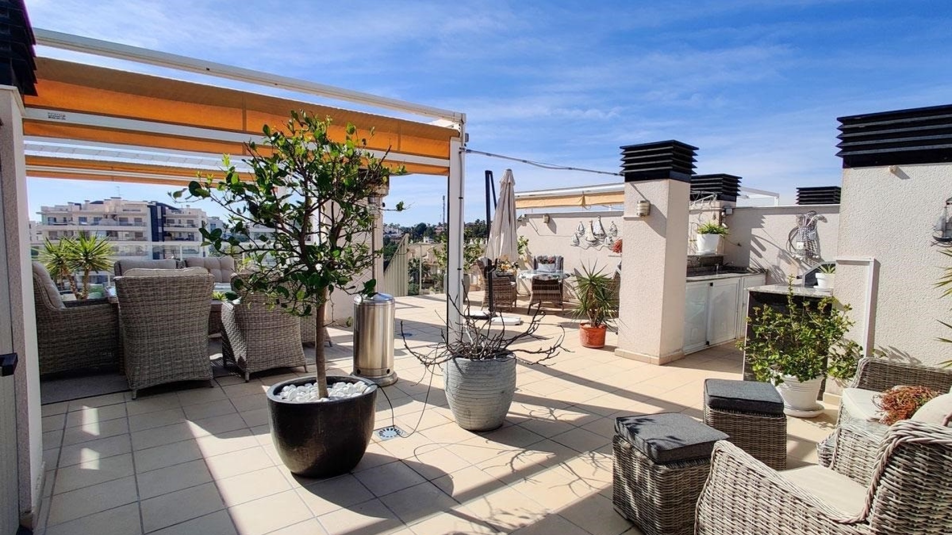 Resale - Apartment - Villamartin - Costa Blanca South