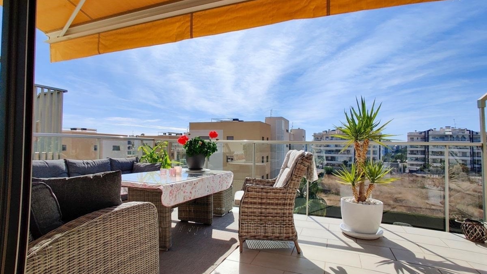 Resale - Apartment - Villamartin - Costa Blanca South