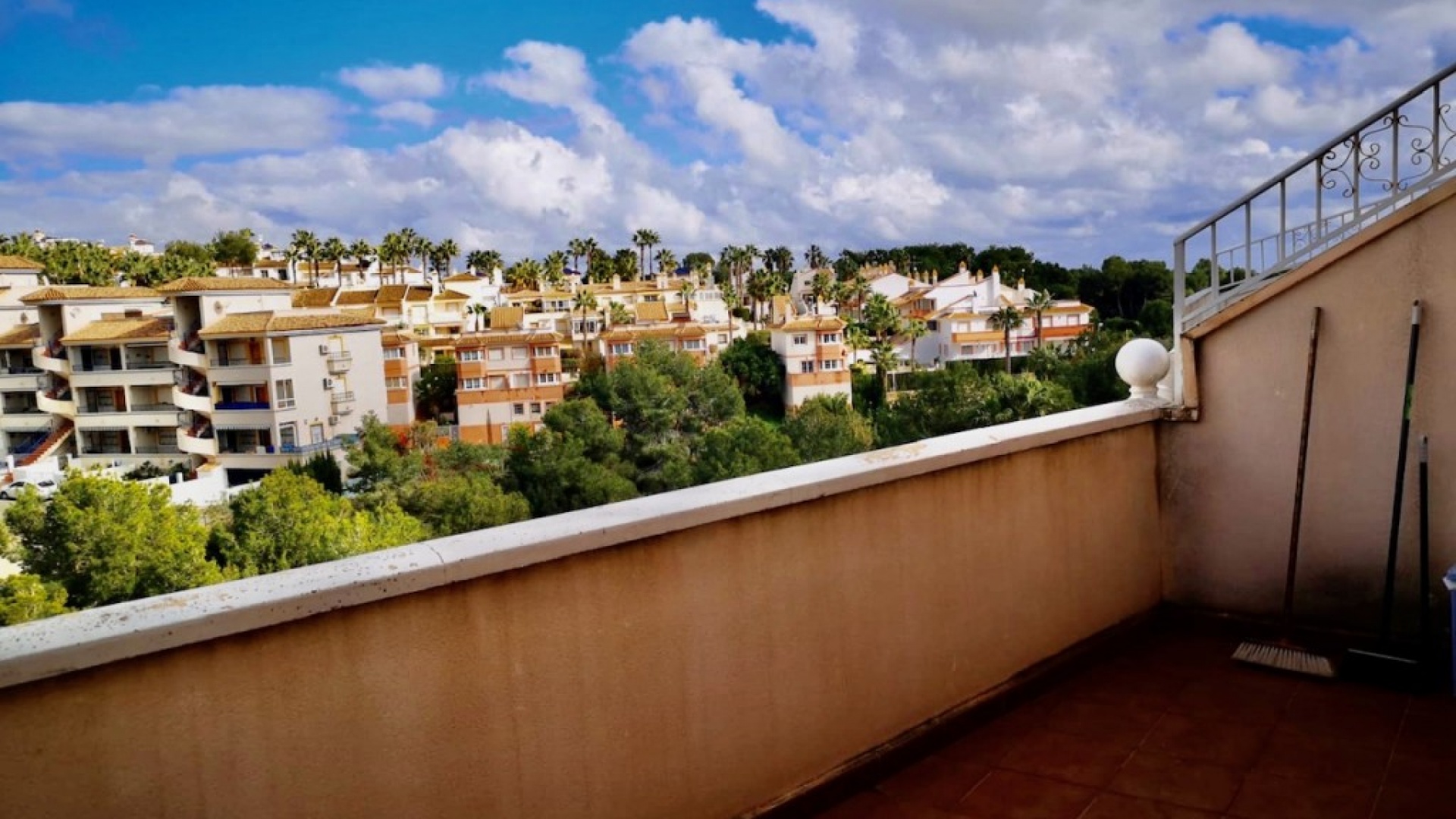 Resale - Apartment - Villamartin - Costa Paraiso