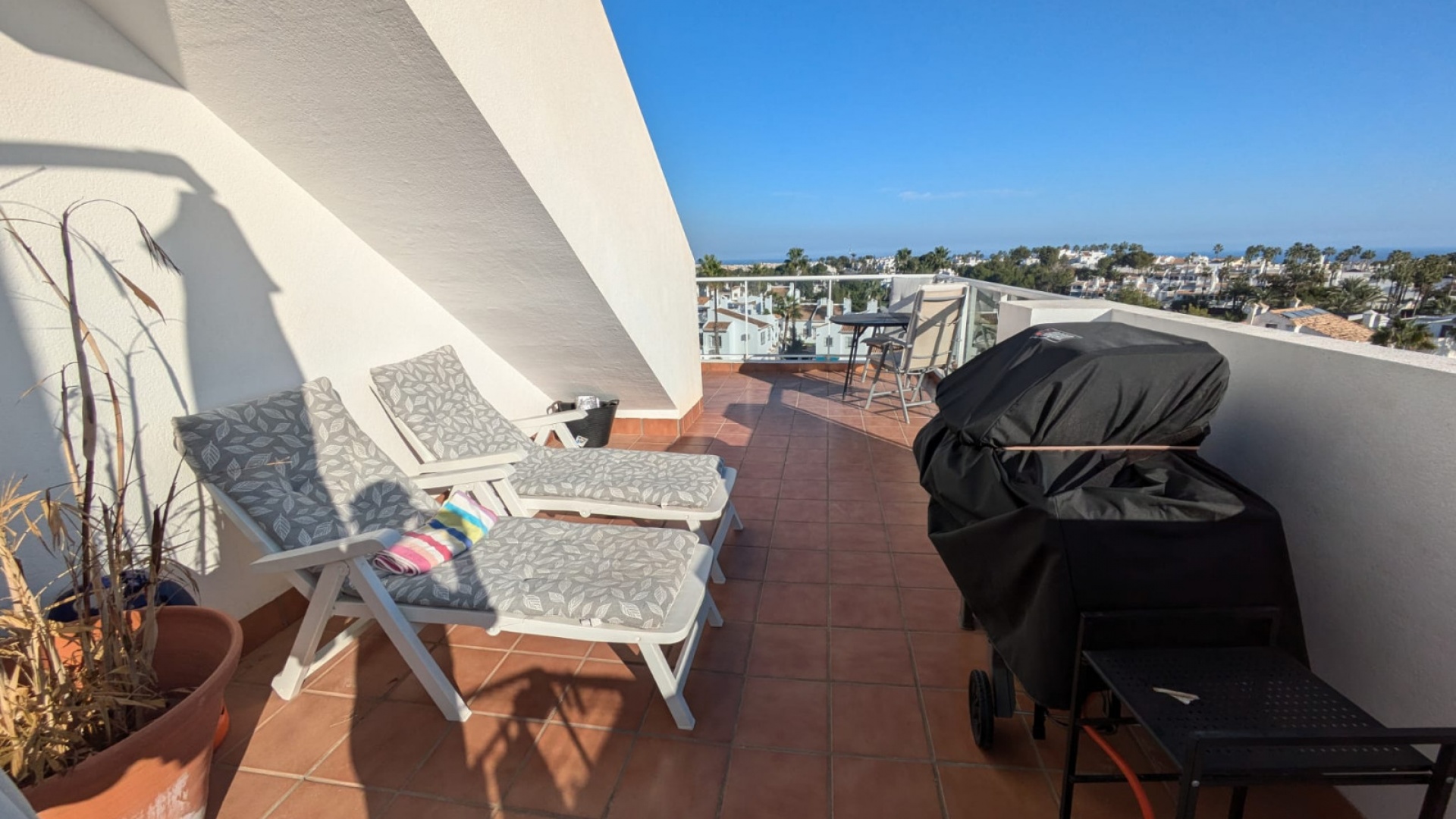 Resale - Apartment - Villamartin - La Fuente