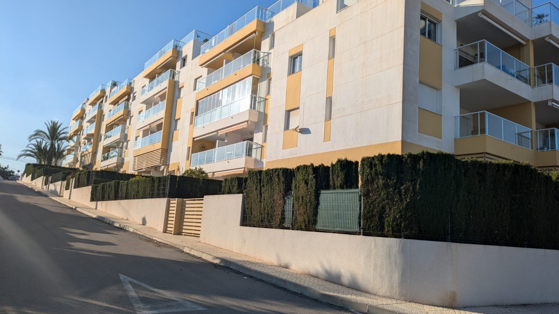 Resale - Apartment - Villamartin - La Fuente