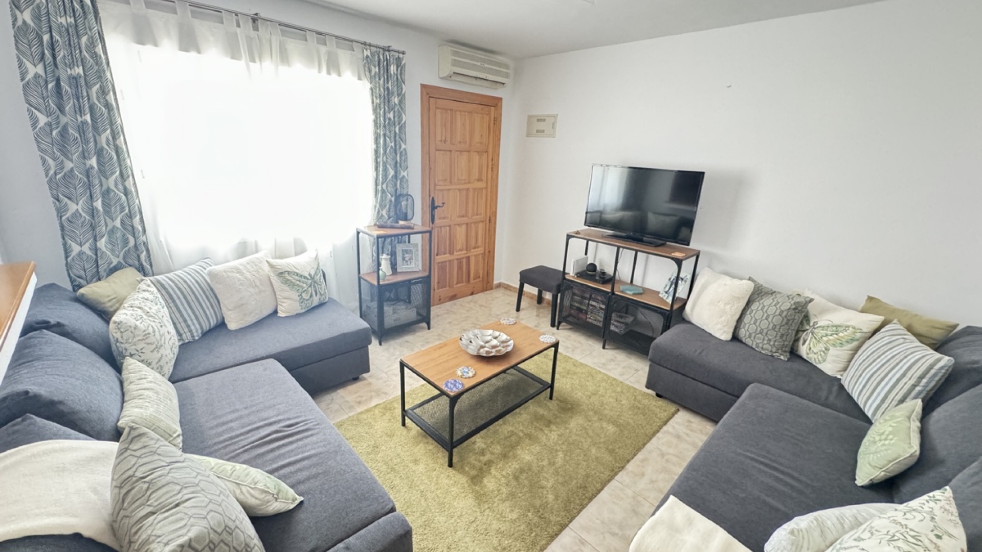 Resale - Apartment - Villamartin - lomas del golf