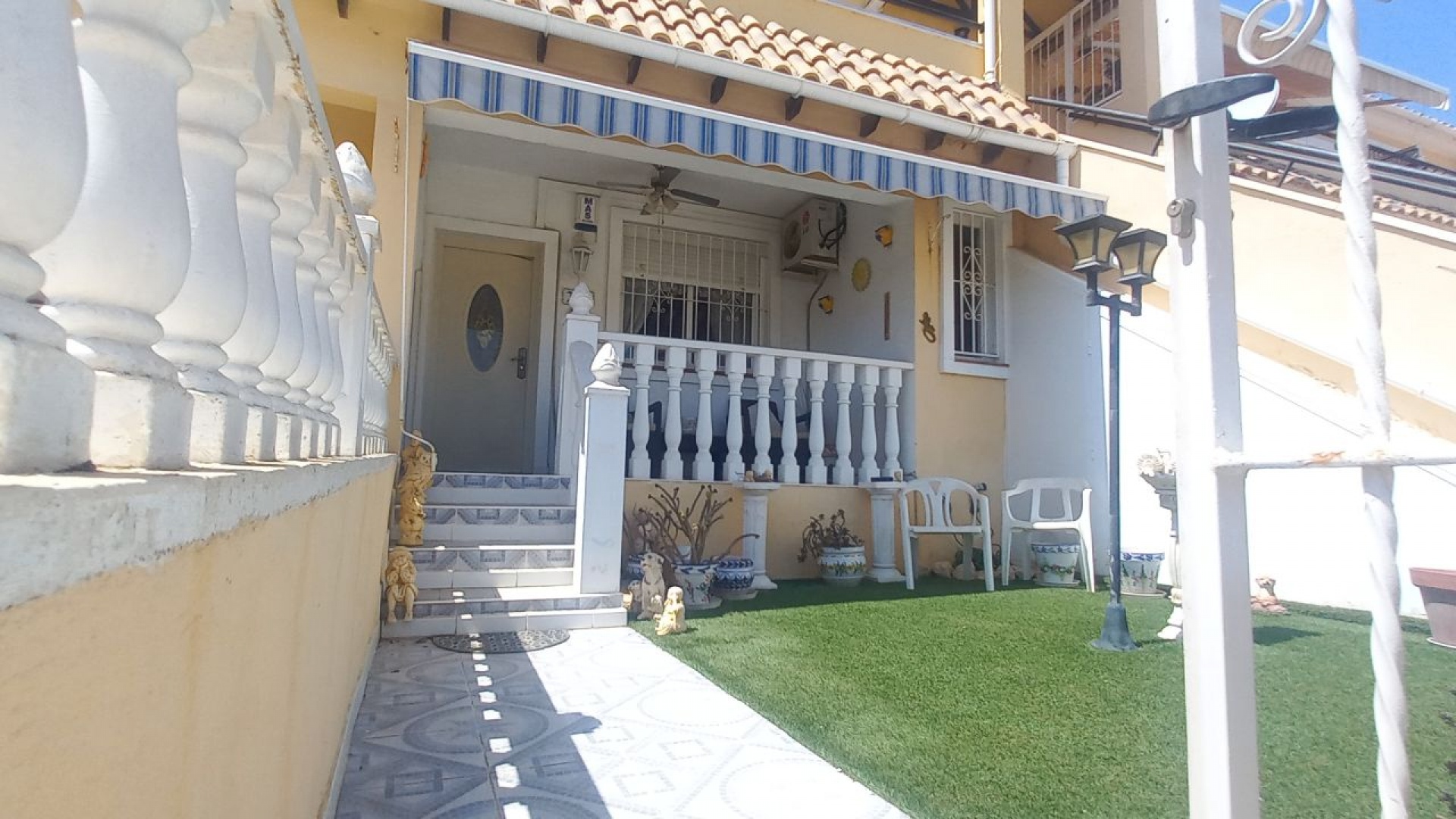 Resale - Apartment - Villamartin - lomas del golf