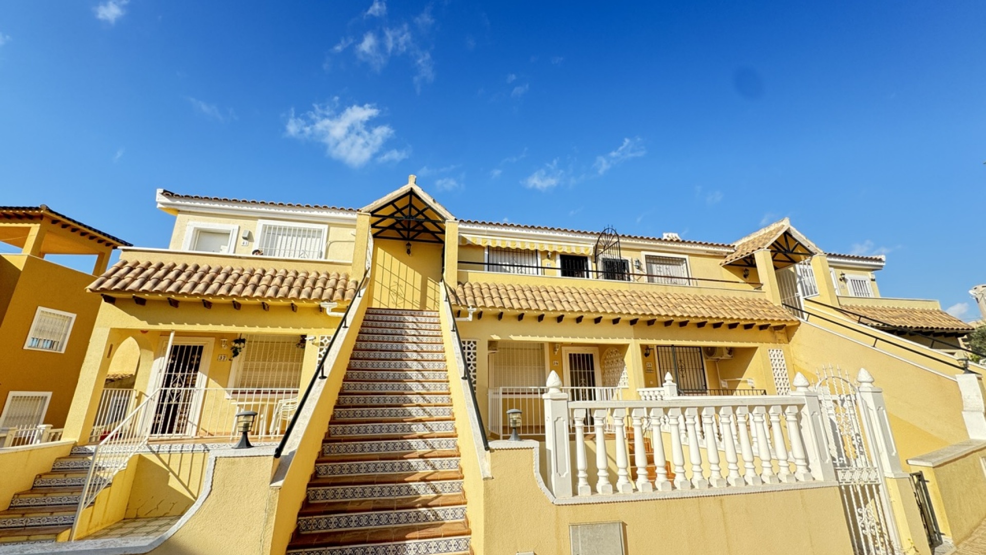 Resale - Apartment - Villamartin - lomas del golf