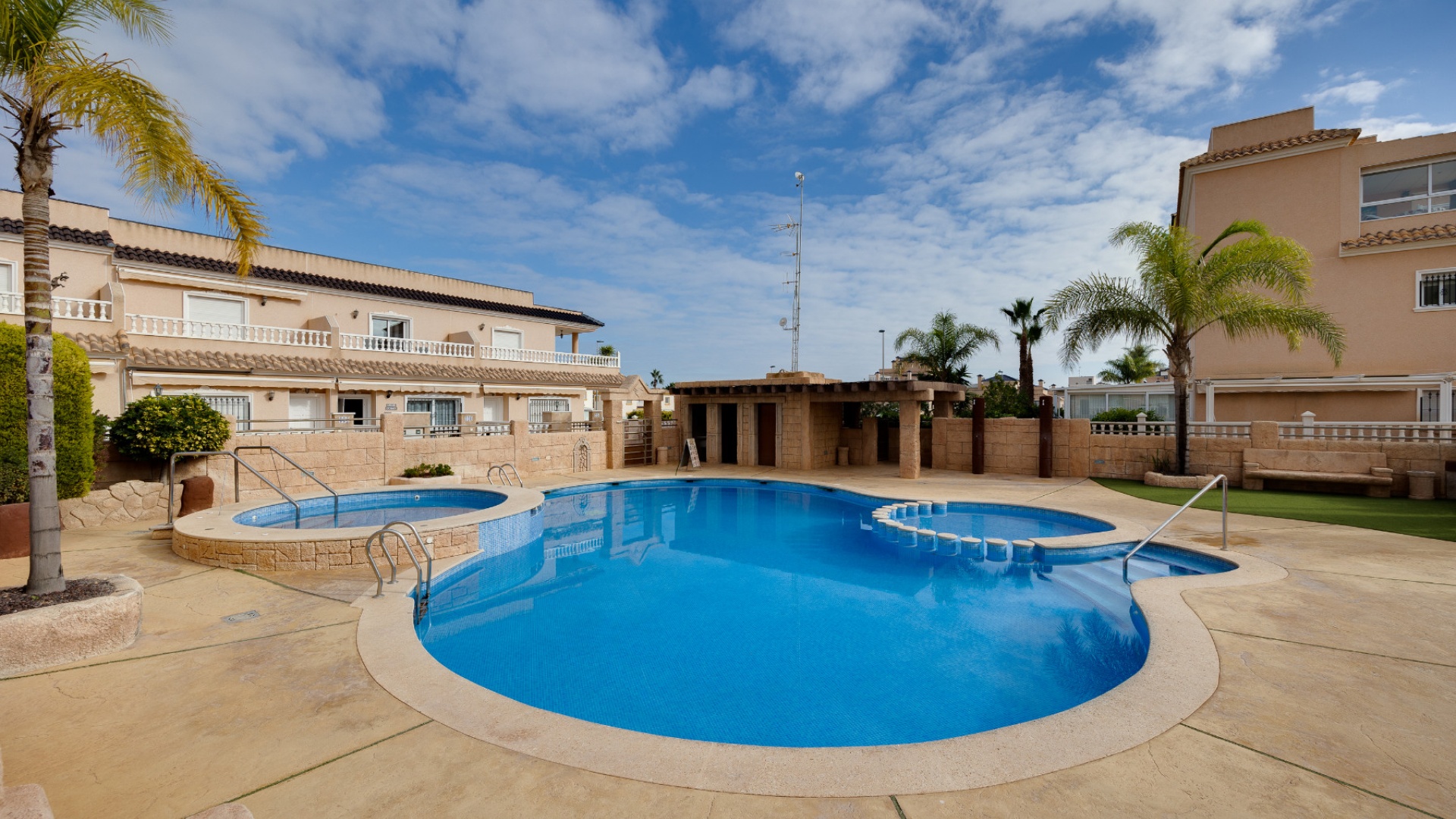 Resale - Apartment - Villamartin - Los Dolses