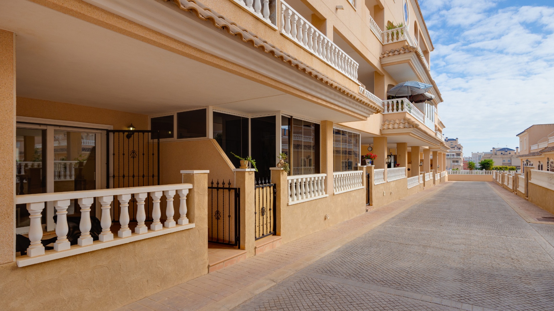 Resale - Apartment - Villamartin - Los Dolses