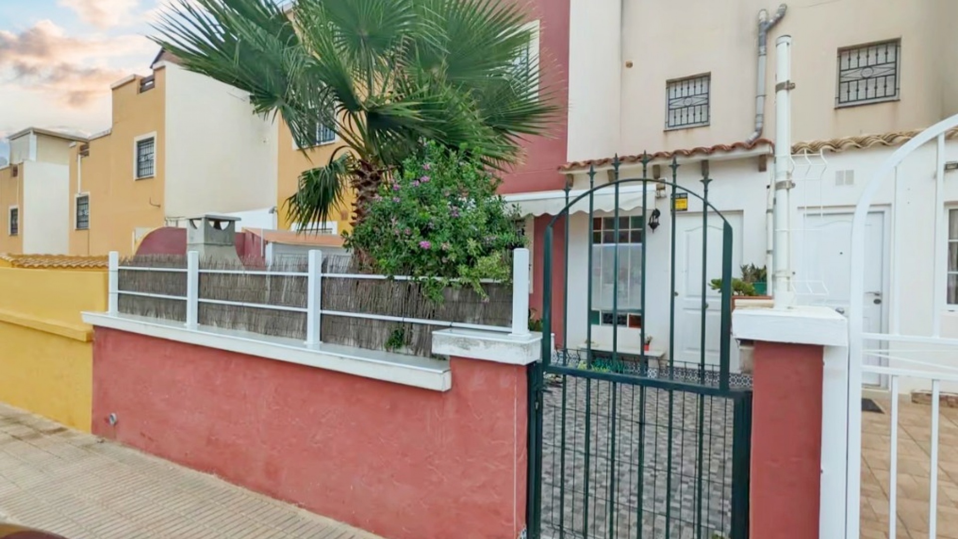 Resale - Apartment - Villamartin - PAU 26