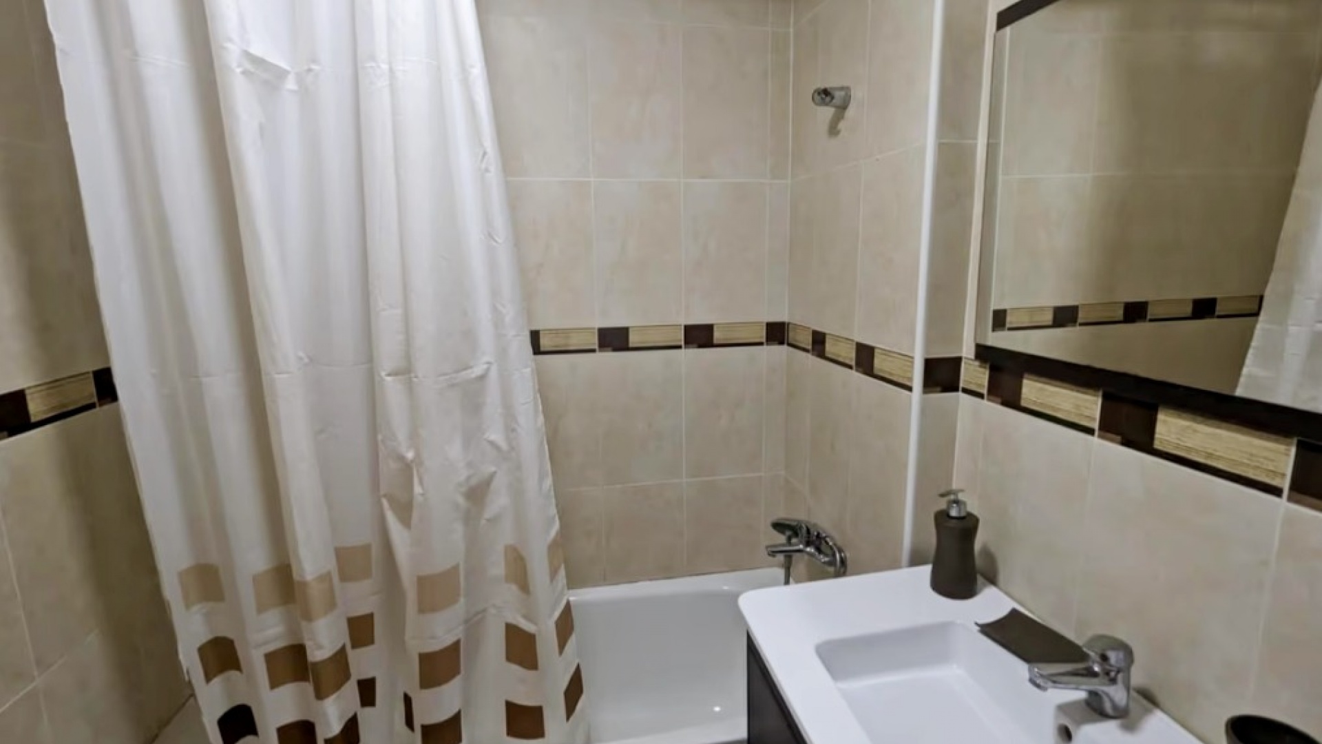 Resale - Apartment - Villamartin - PAU 26