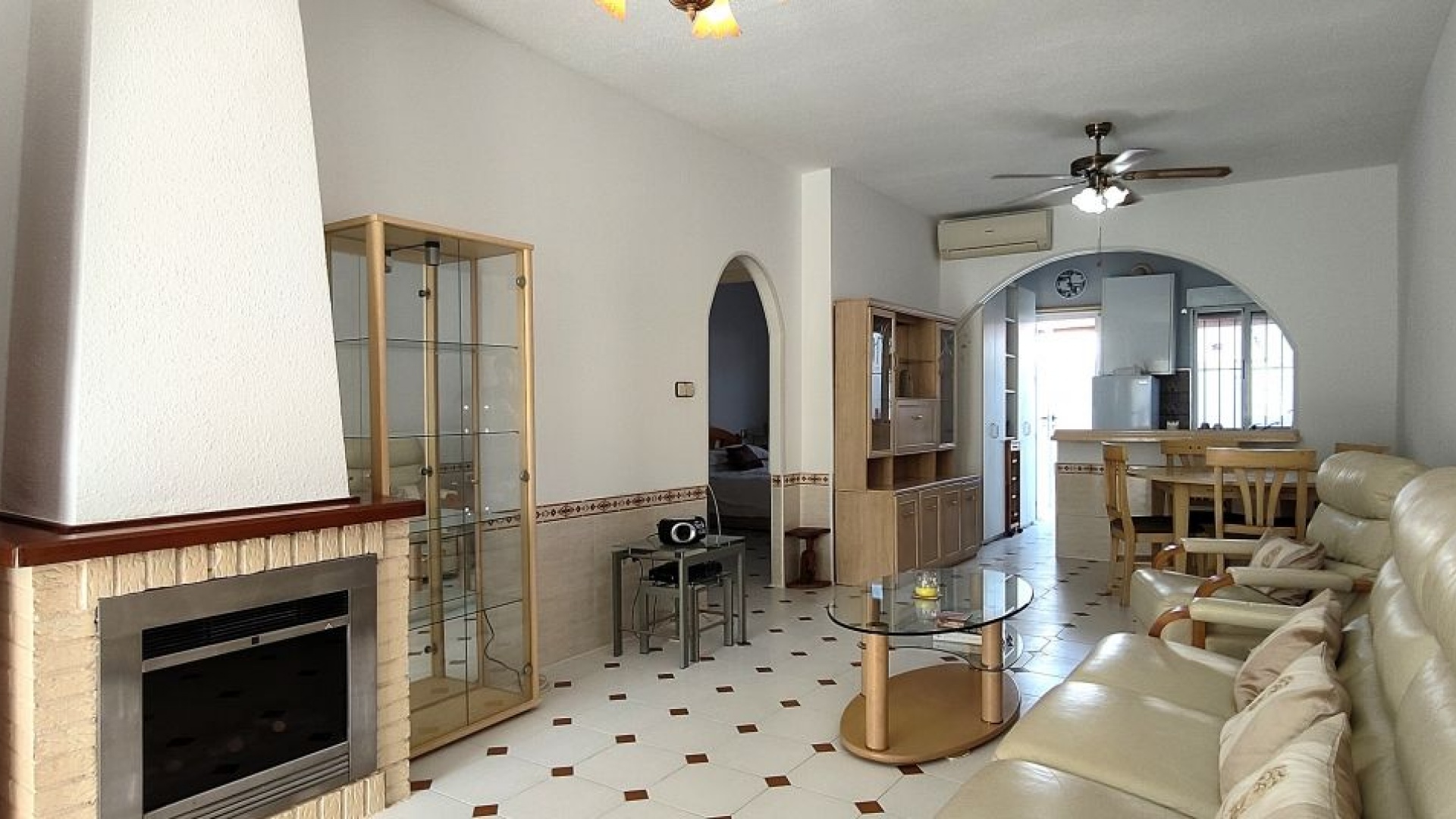 Resale - Bungalow - Villamartin - La Fuente