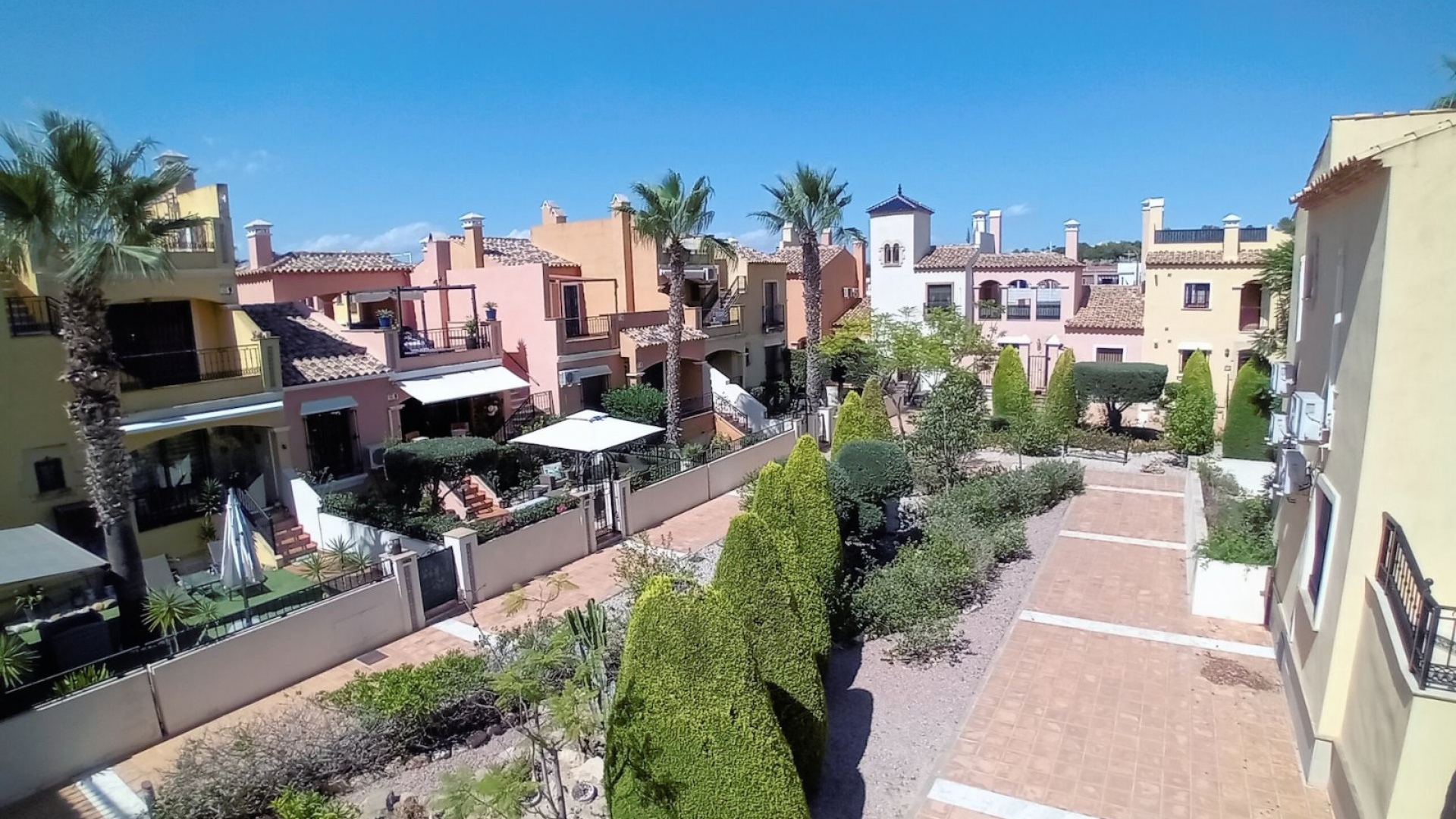 Resale - Townhouse - Algorfa - La Finca Golf Resort