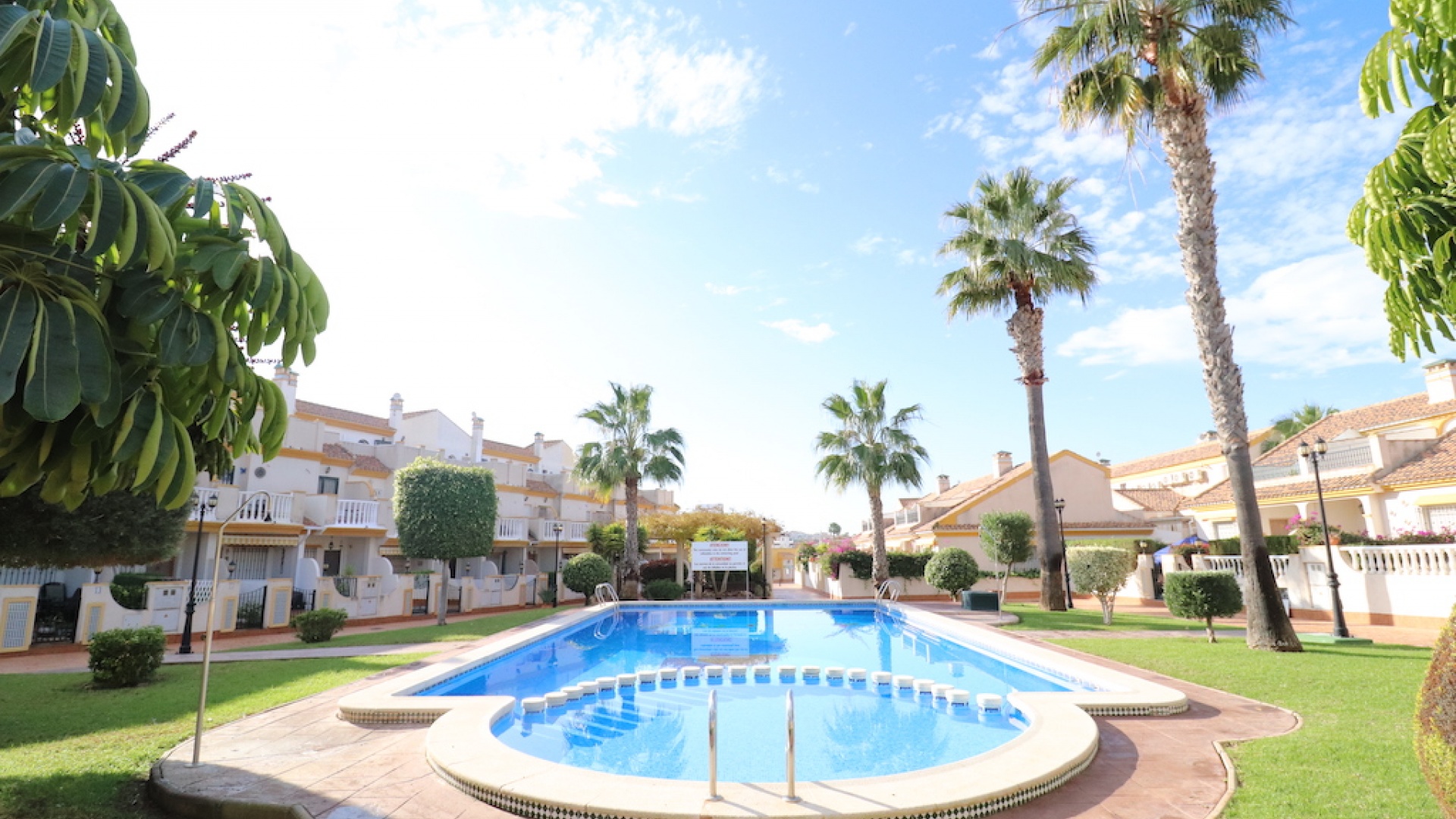 Resale - Townhouse - Cabo Roig - la regia