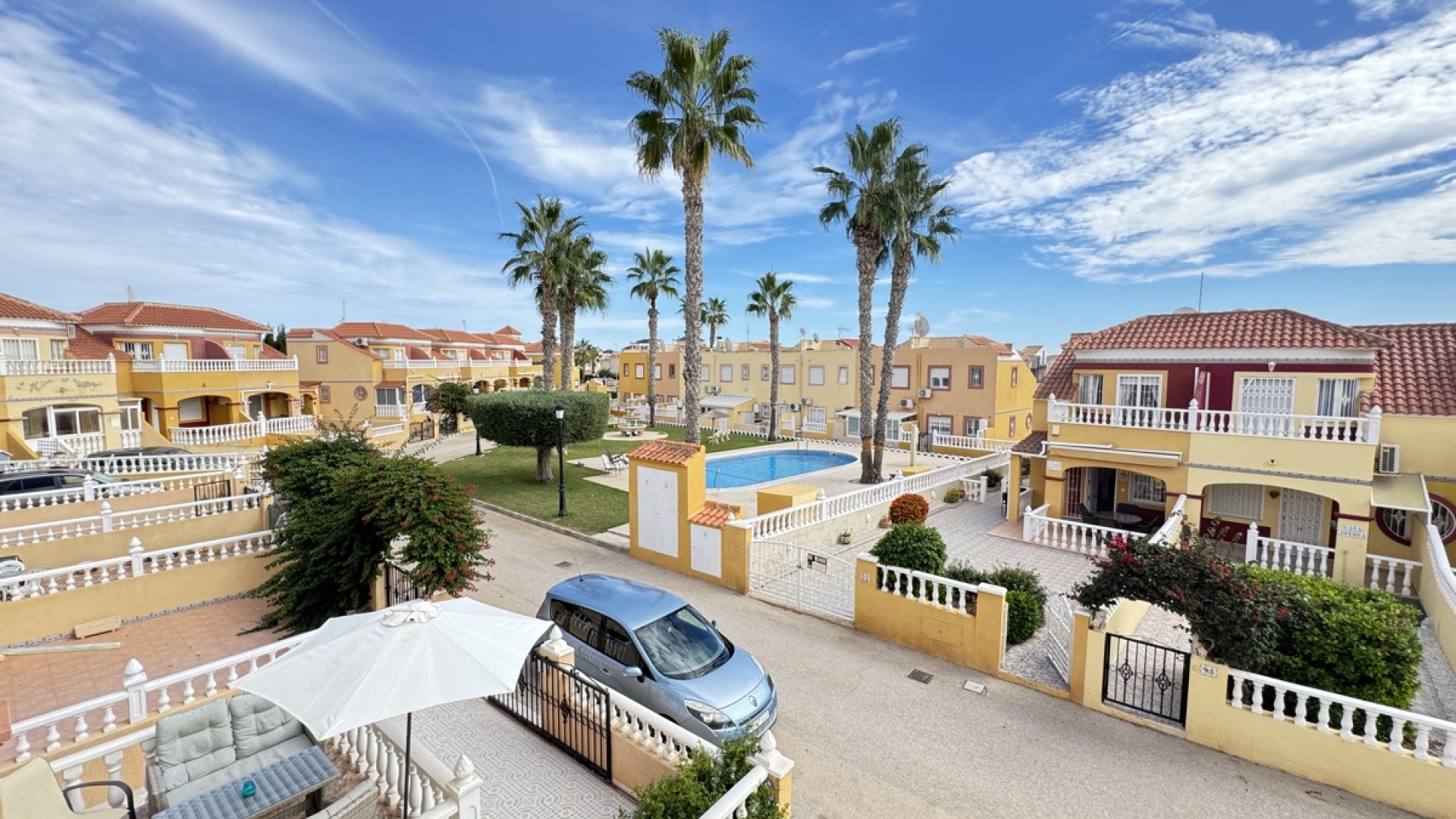 Resale - Townhouse - Cabo Roig