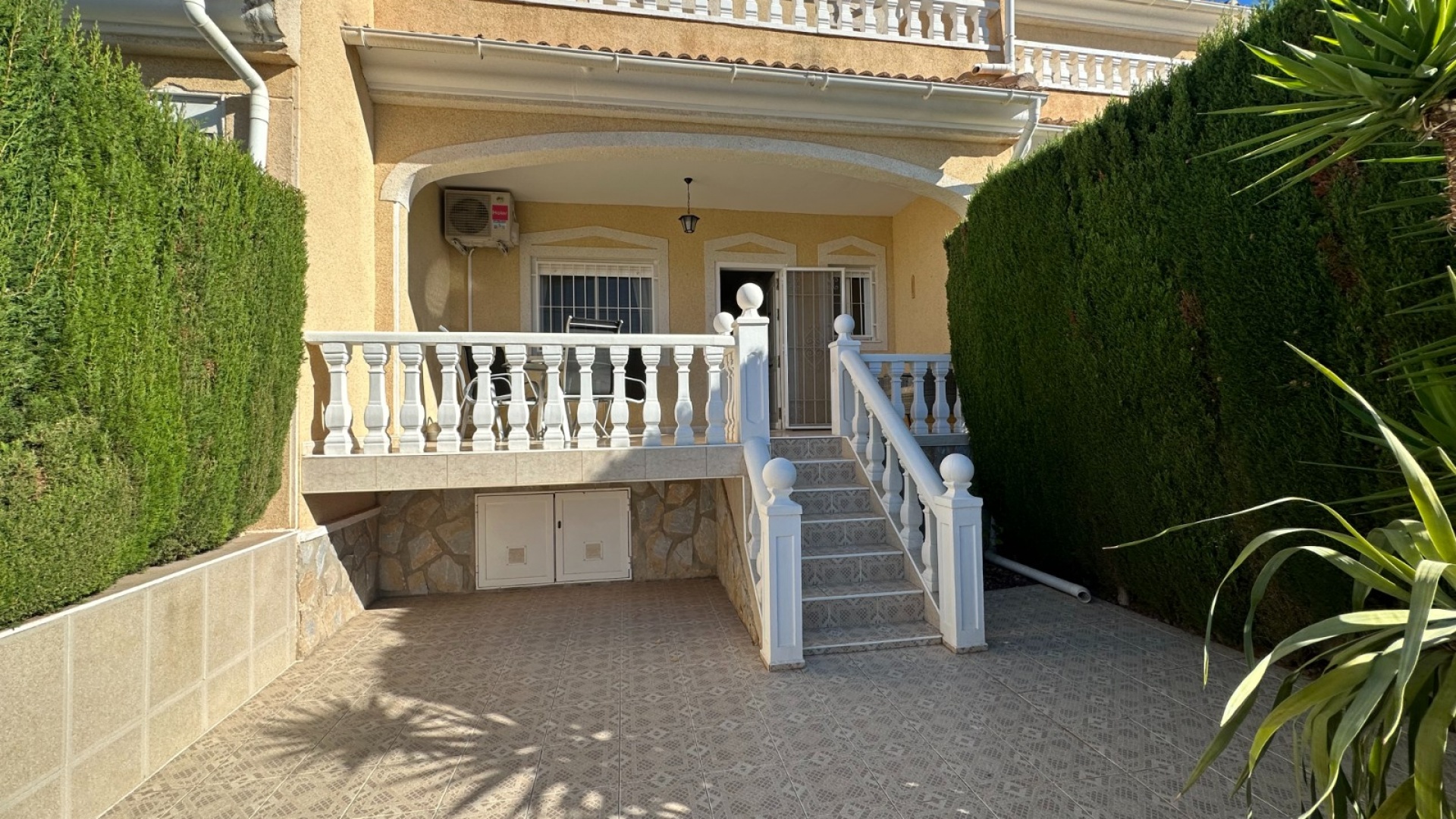 Resale - Townhouse - Ciudad Quesada - Dona Pepa