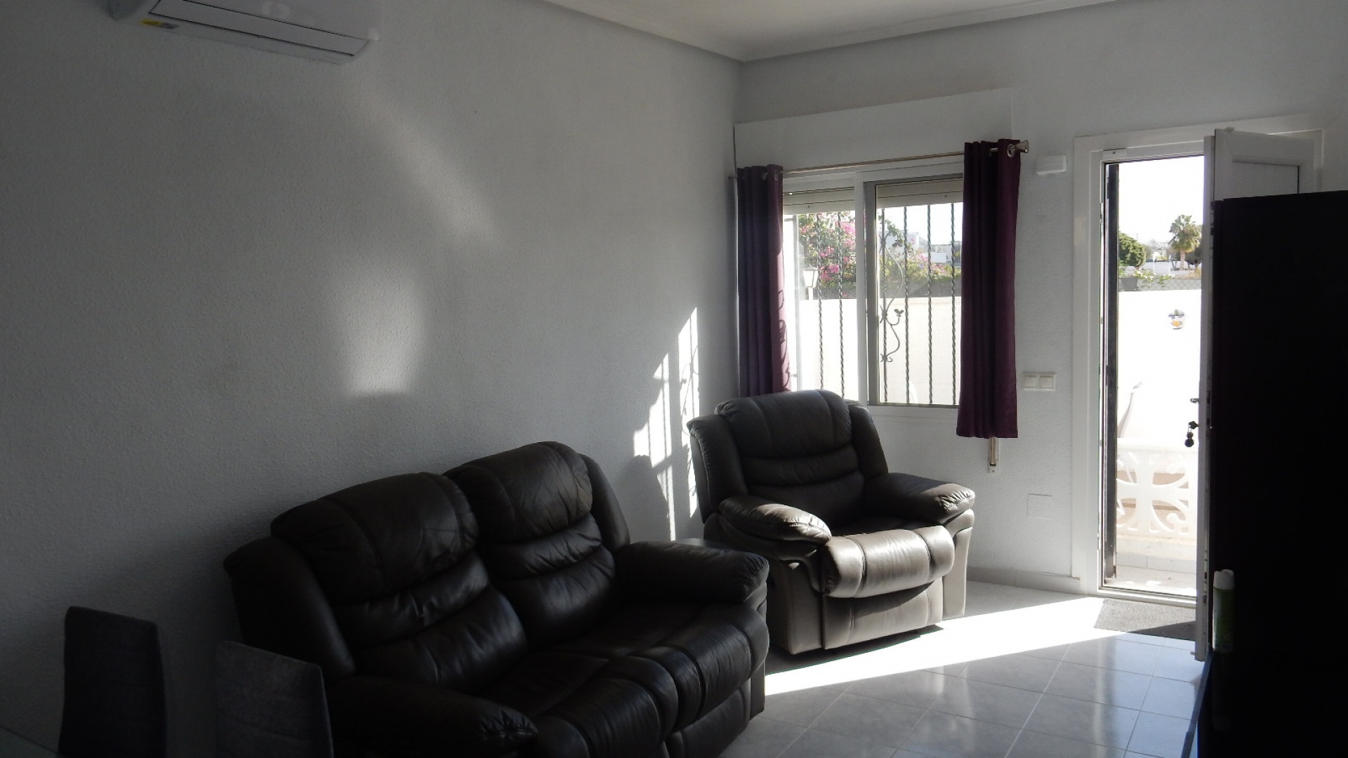 Resale - Townhouse - Ciudad Quesada - Pueblo Bravo