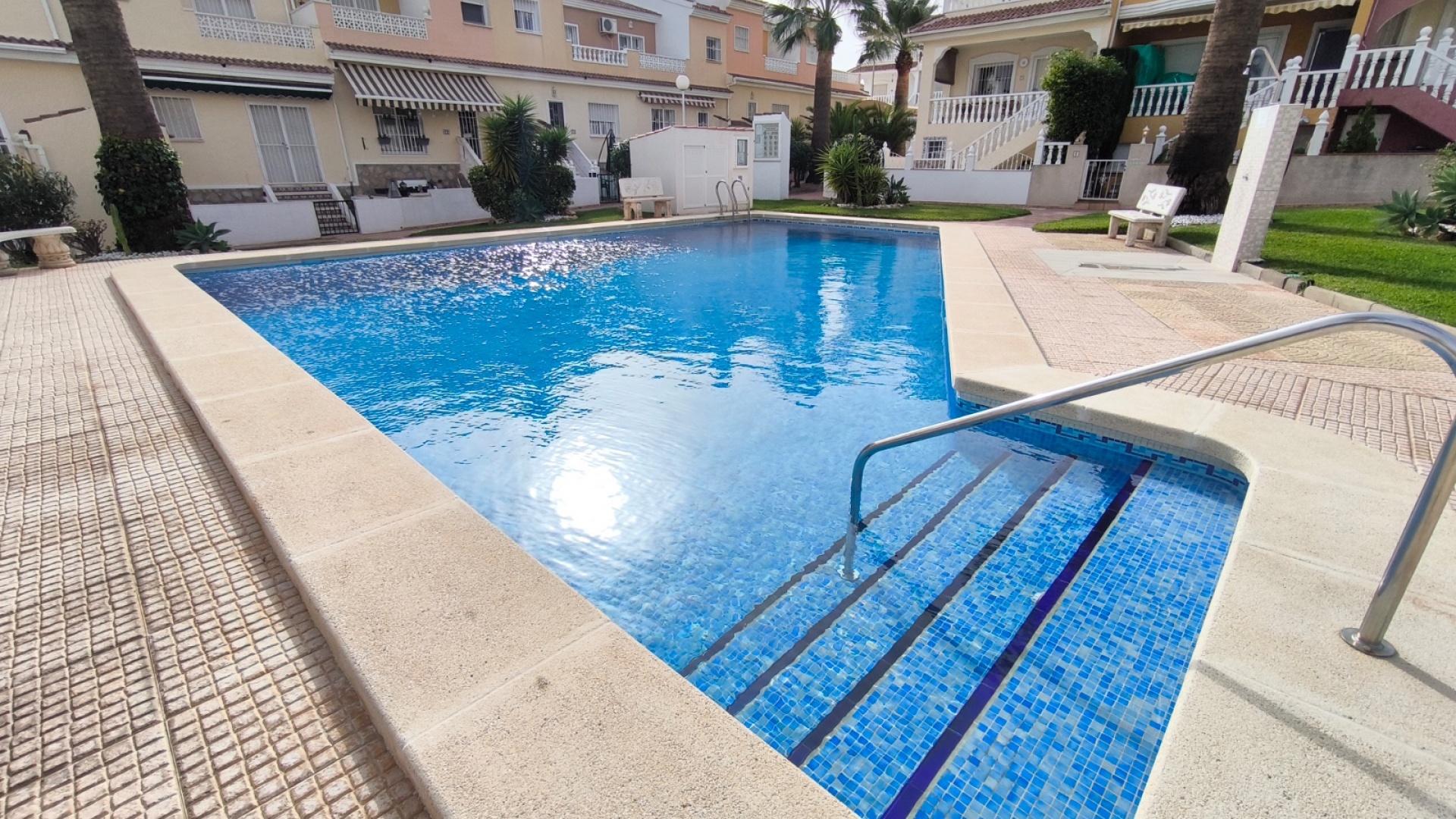 Resale - Townhouse - Ciudad Quesada