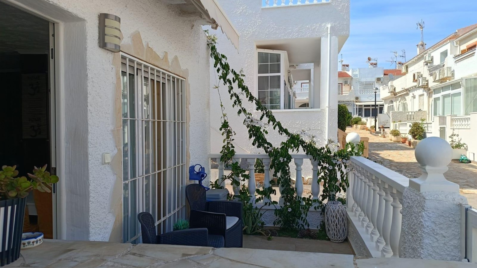 Resale - Townhouse - La Mata - Beachside La Mata