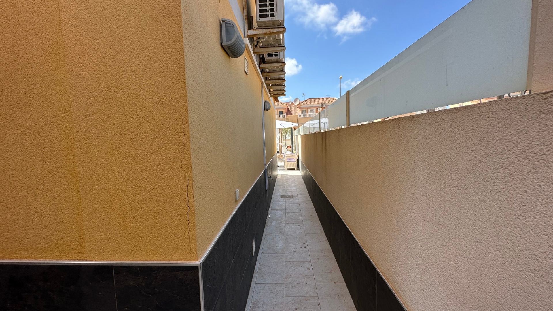 Resale - Townhouse - La Zenia