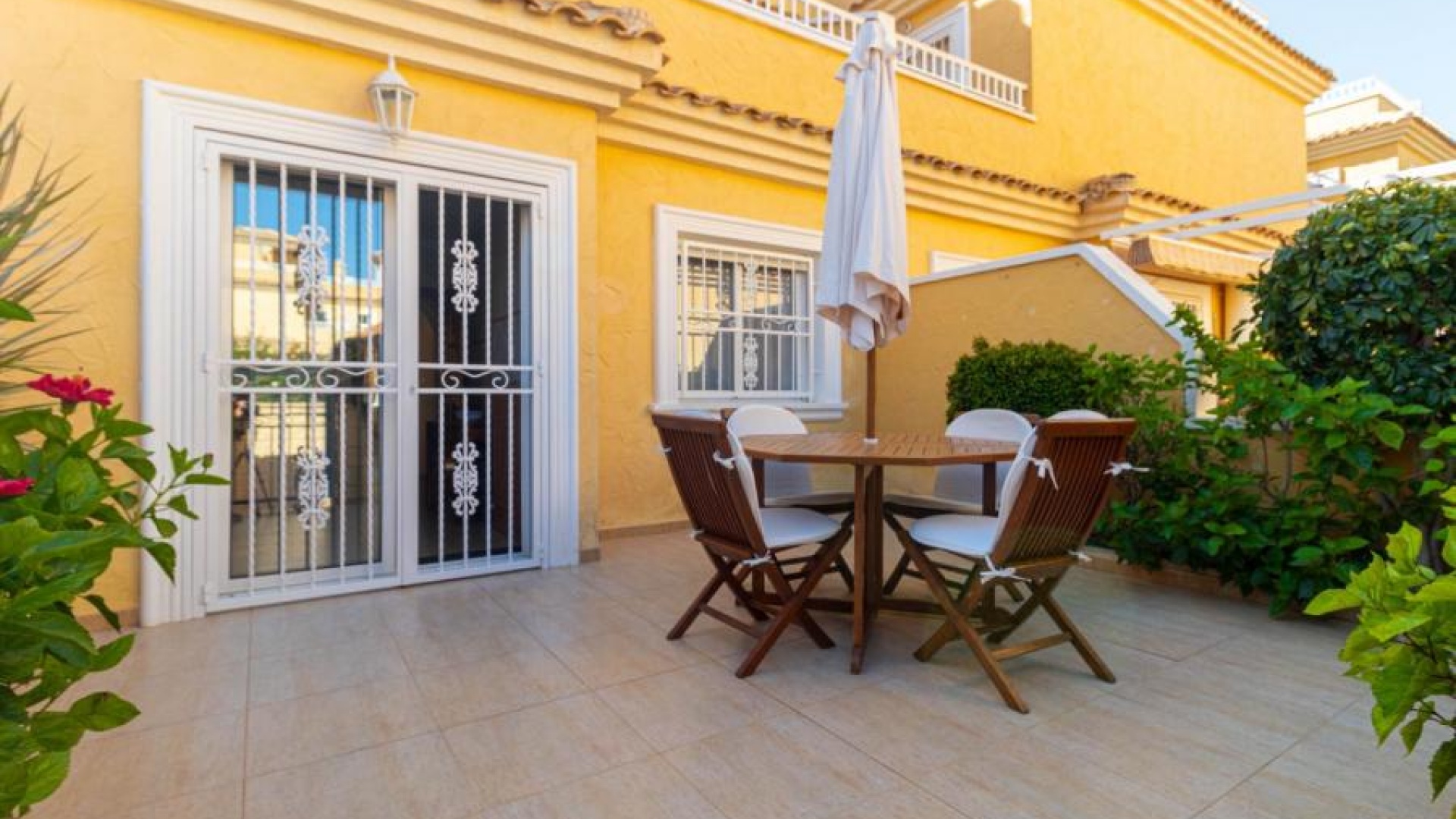 Resale - Townhouse - Los Altos - Mariblanca