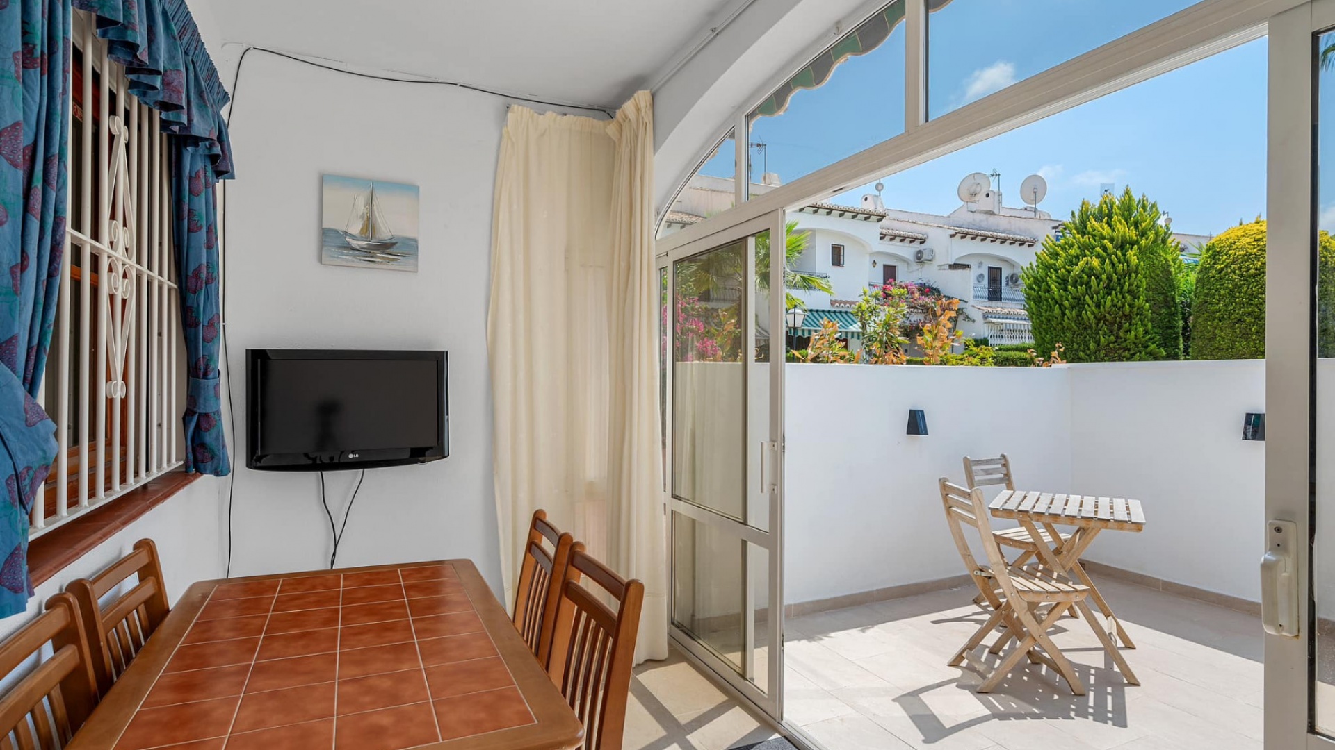 Resale - Townhouse - Los Balcones - lago jardin