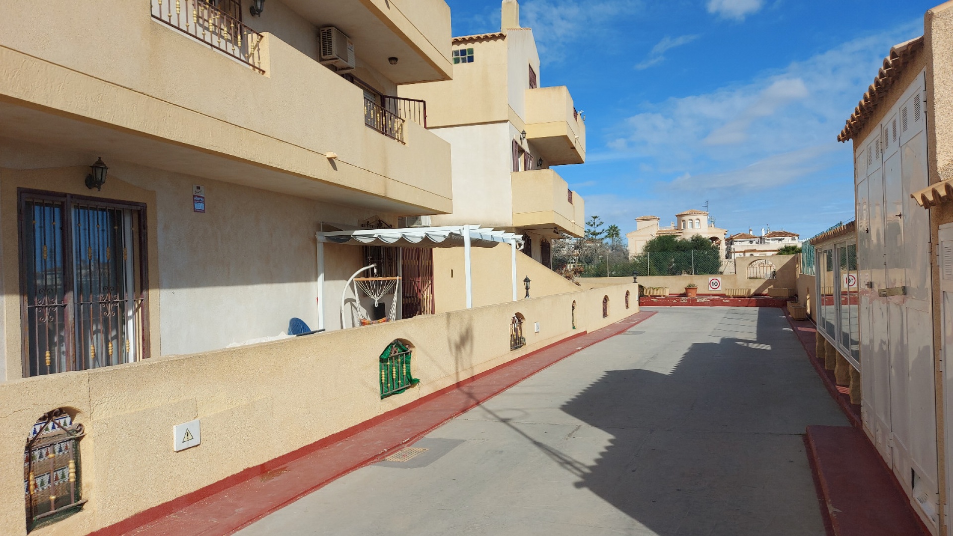 Resale - Townhouse - Playa Flamenca - amapolas