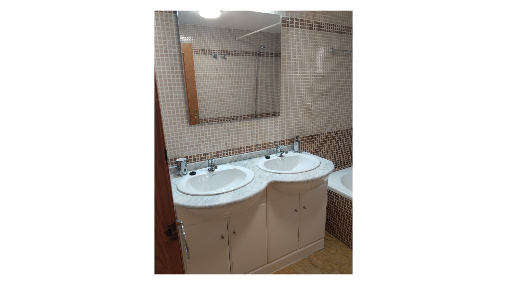 Resale - Townhouse - Playa Flamenca - las chismosas