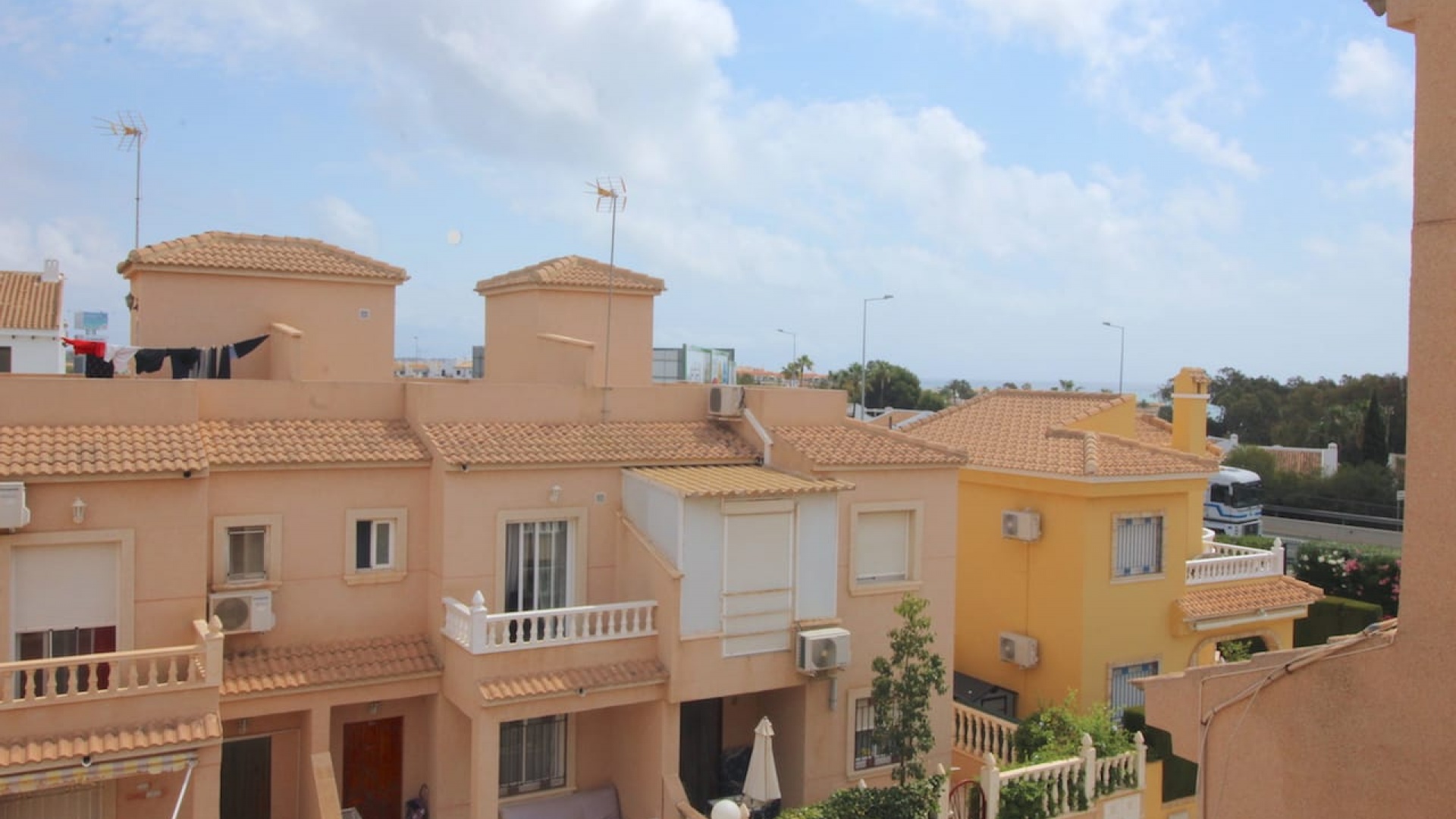 Resale - Townhouse - Playa Flamenca - pueblo caballero