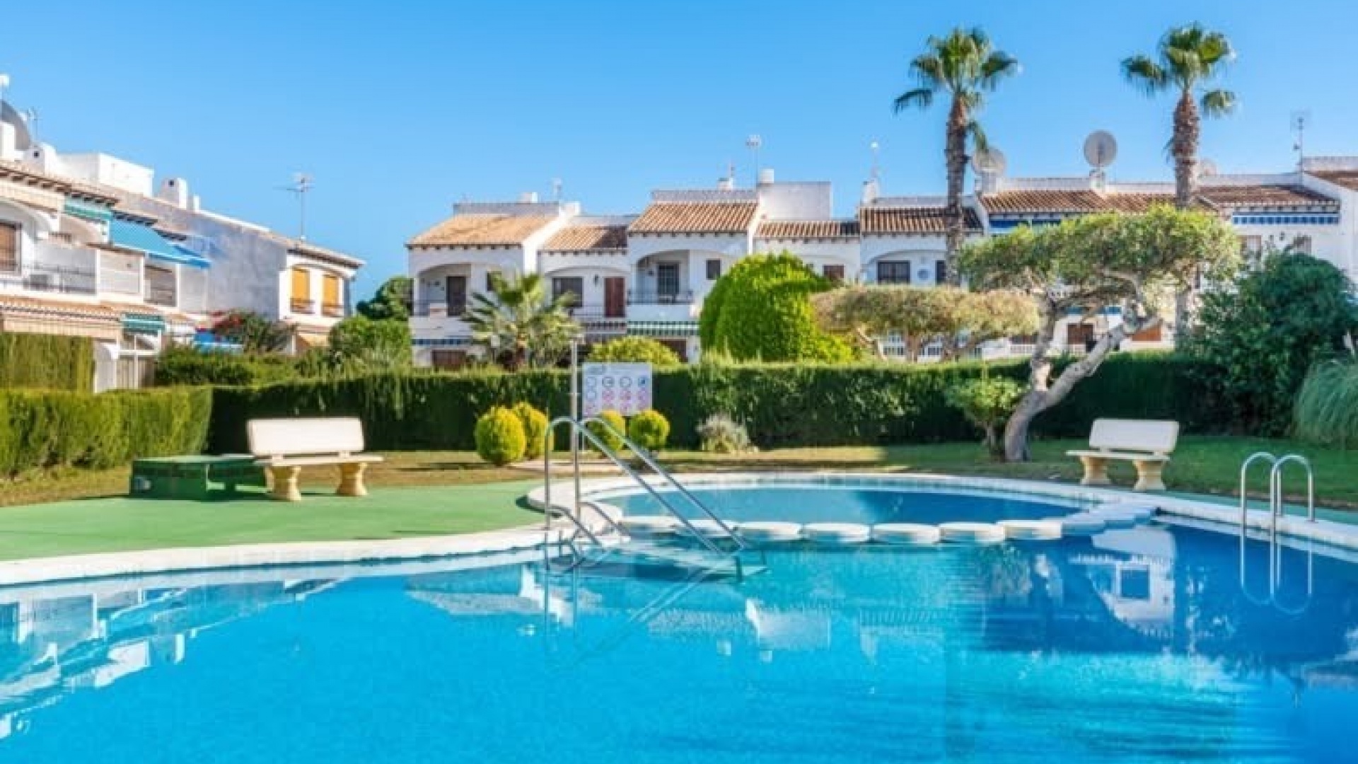 Resale - Townhouse - Torrevieja - Lago Jardin