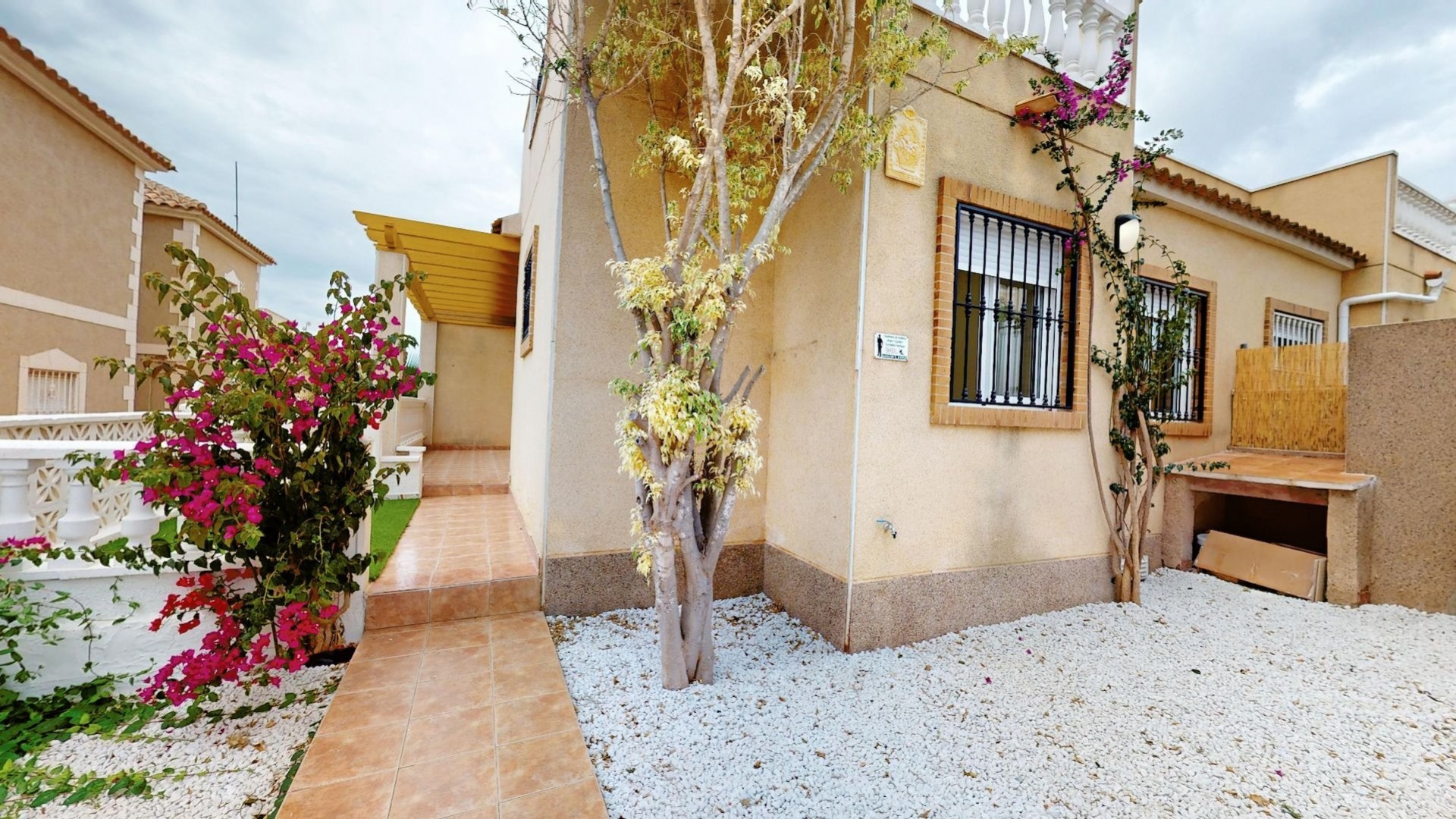 Resale - Townhouse - Villamartin - Blue Lagoon