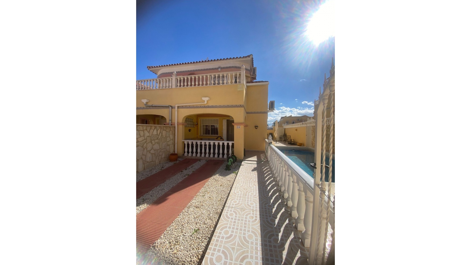 Resale - Townhouse - Villamartin - bosque de las lomas