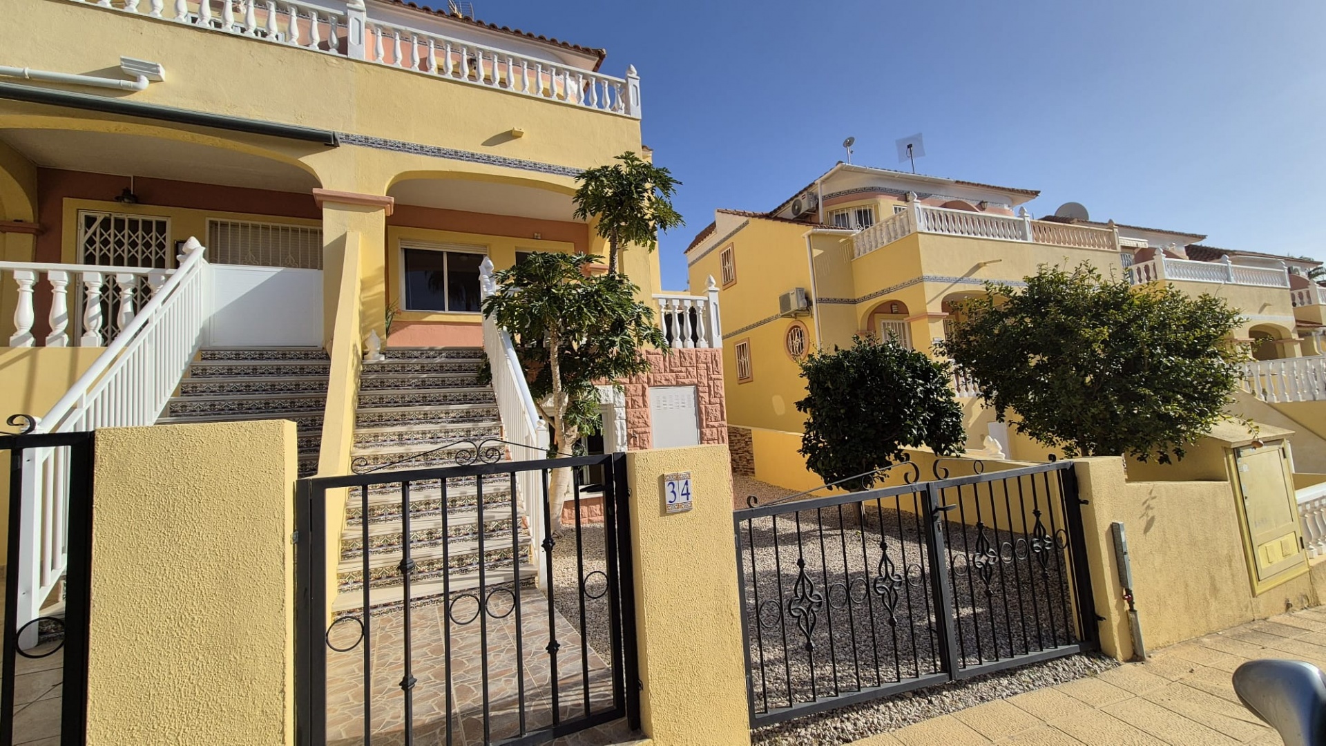 Resale - Townhouse - Villamartin - El Galan