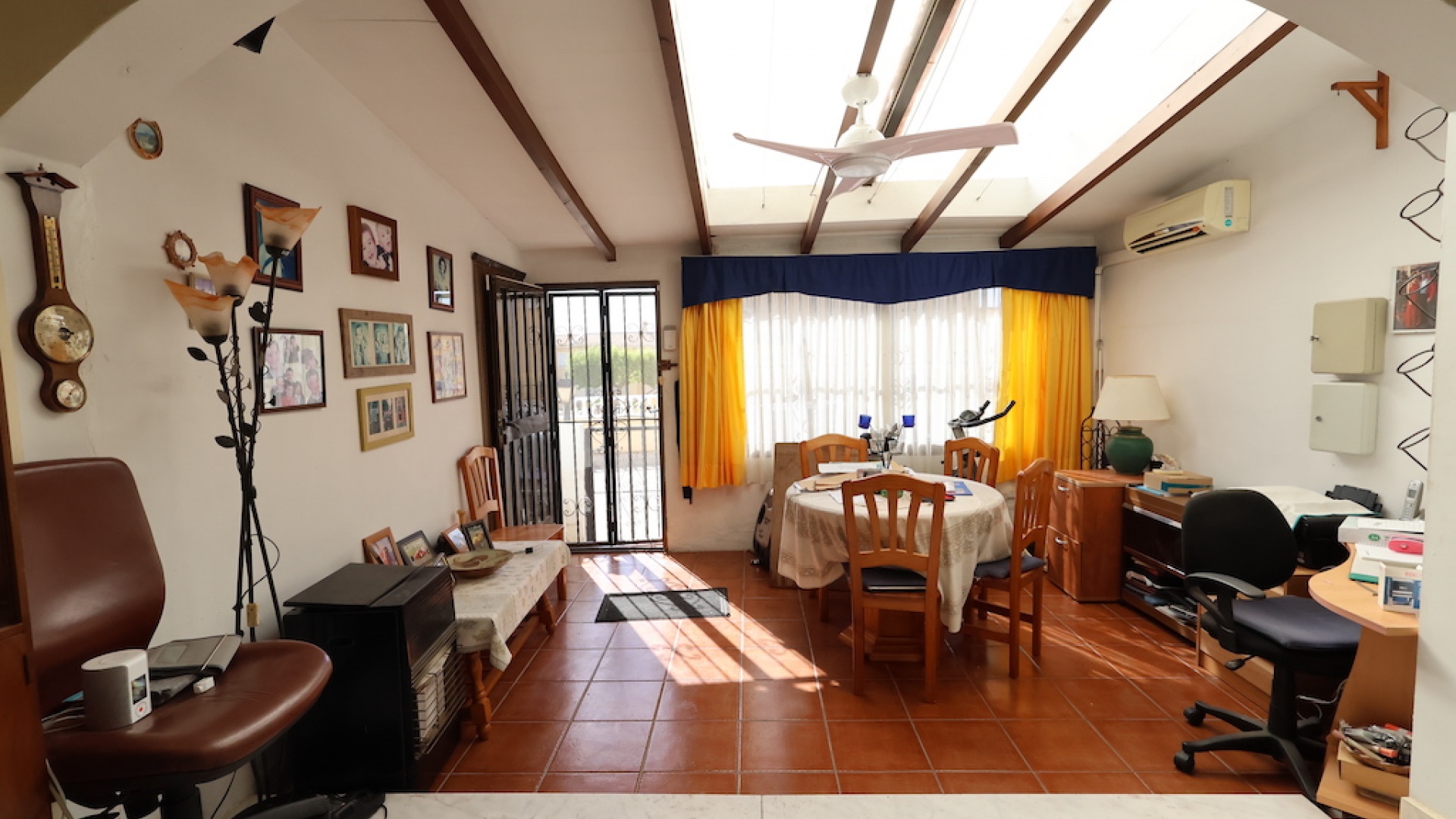 Resale - Townhouse - Villamartin - lomas del golf