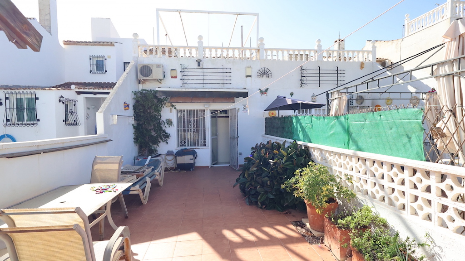 Resale - Townhouse - Villamartin - lomas del golf