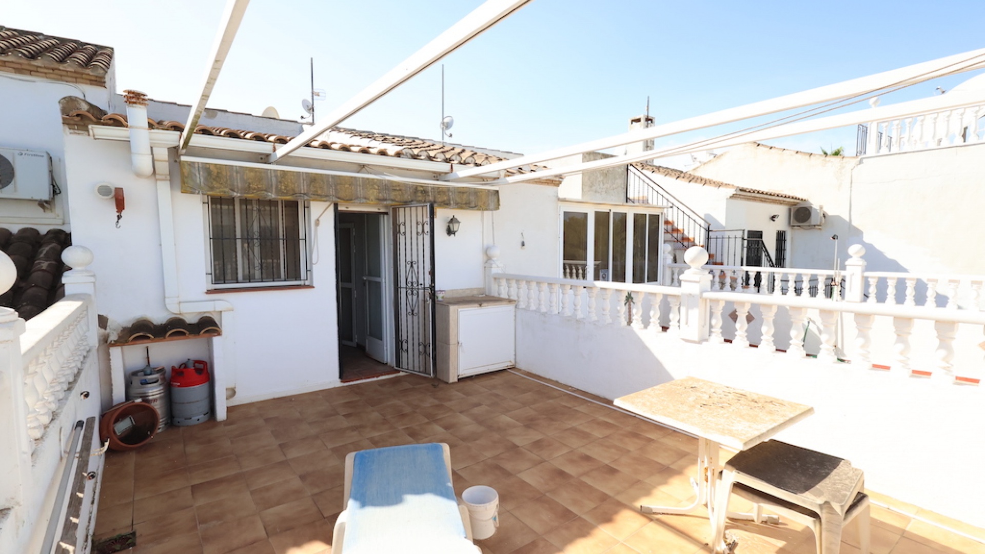 Resale - Townhouse - Villamartin - lomas del golf