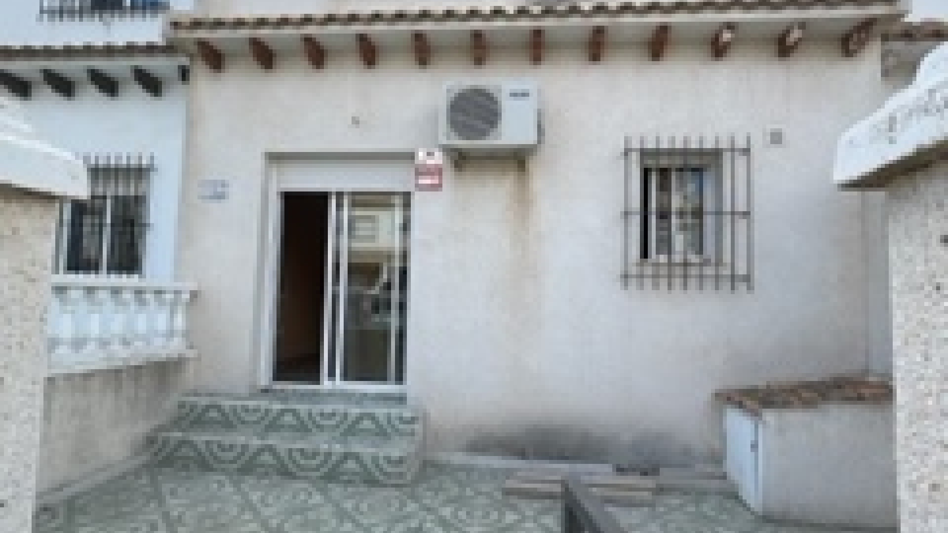 Resale - Townhouse - Villamartin - pueblo principe